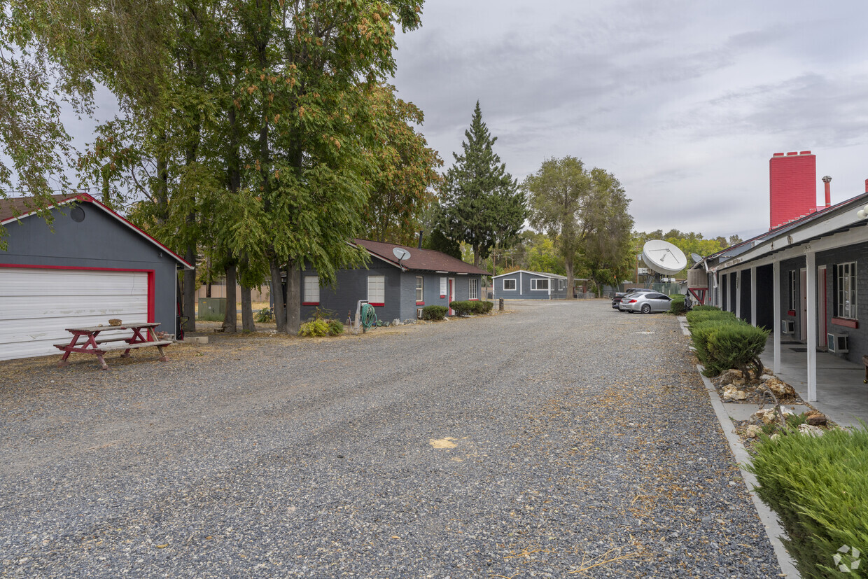 Lovelock Hospitality & RV Park, 55 Cornell Avenue, Lovelock, NV 89419