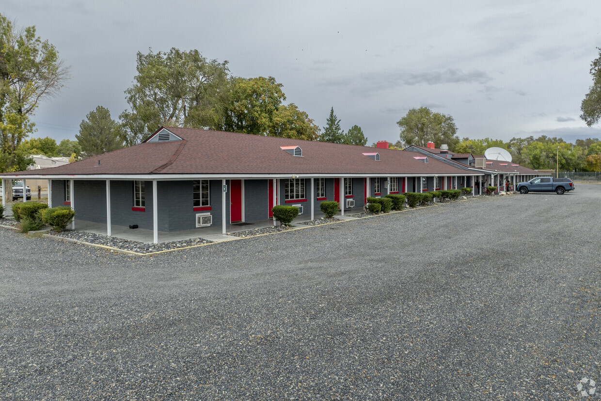 Lovelock Hospitality & RV Park, 55 Cornell Avenue, Lovelock, NV 89419
