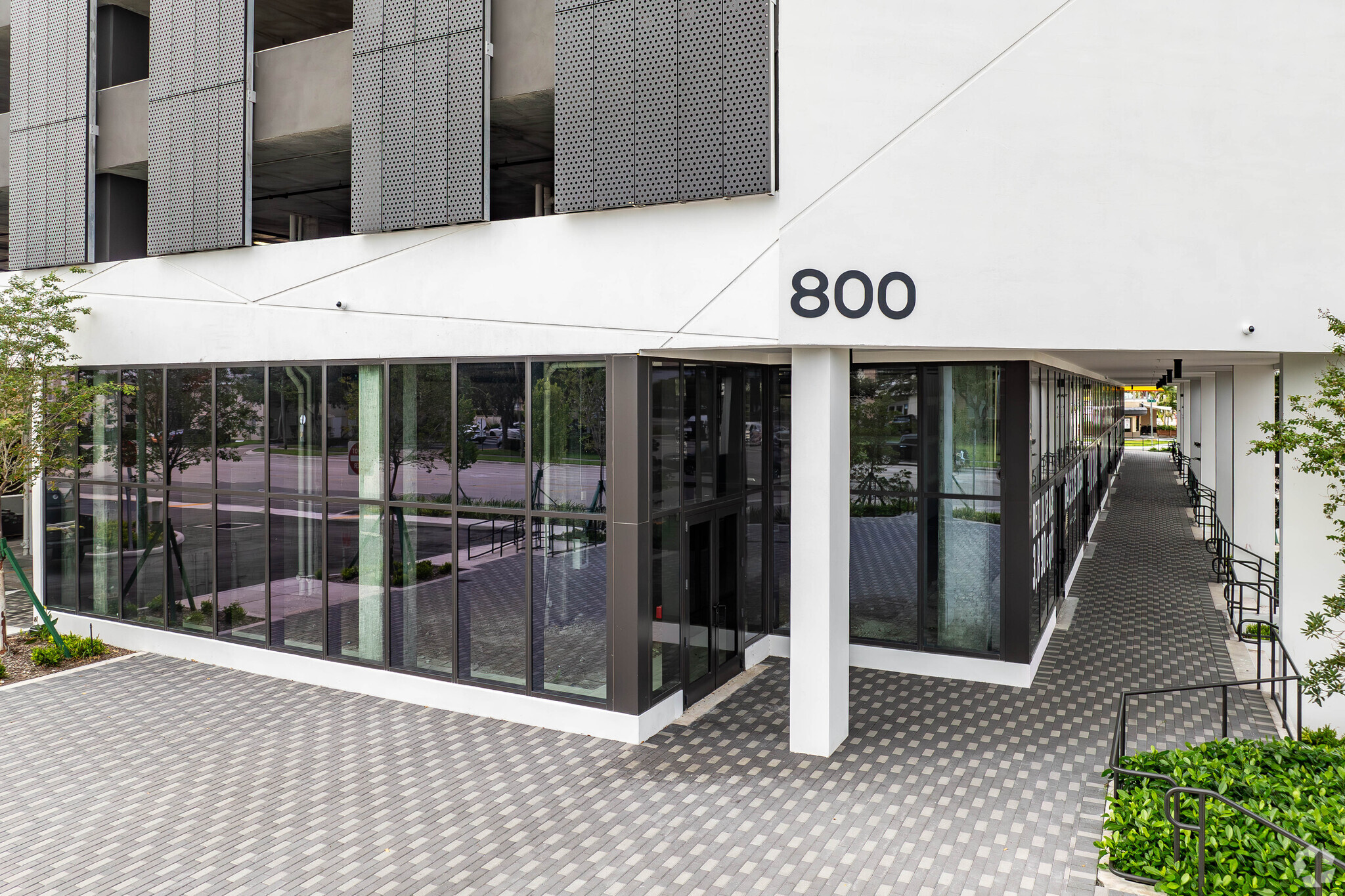 800 North Federal Highway, Hallandale Beach, FL 33009