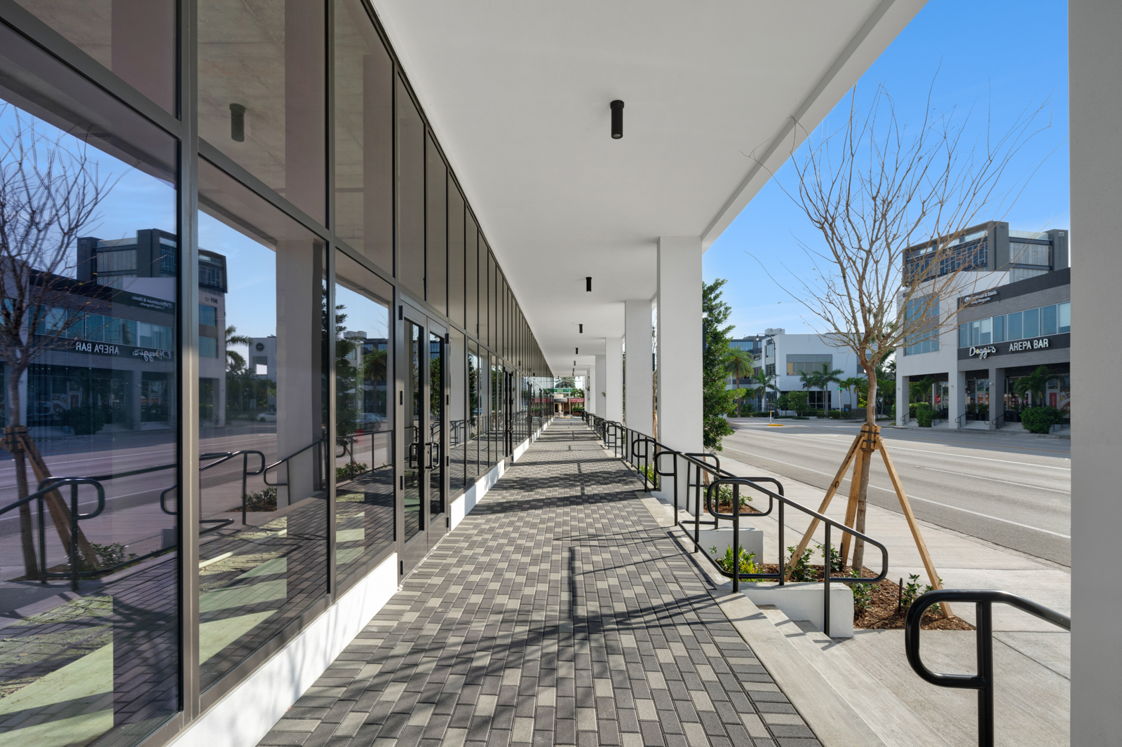 800 North Federal Highway, Hallandale Beach, FL 33009