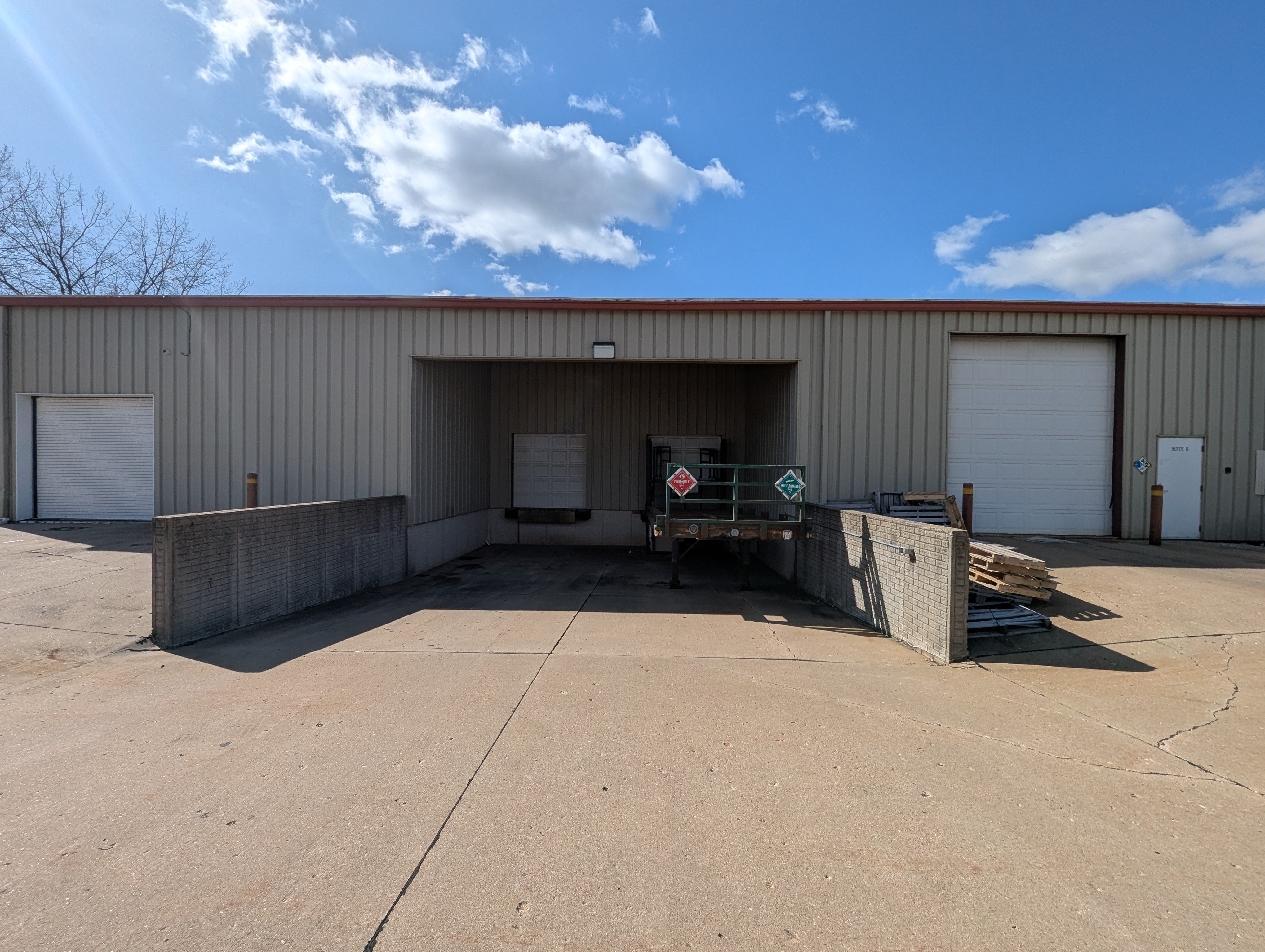 1025 W. Olympia Drive: Suite C, 1025 W Olympia Dr, Peoria, IL 61615-7102