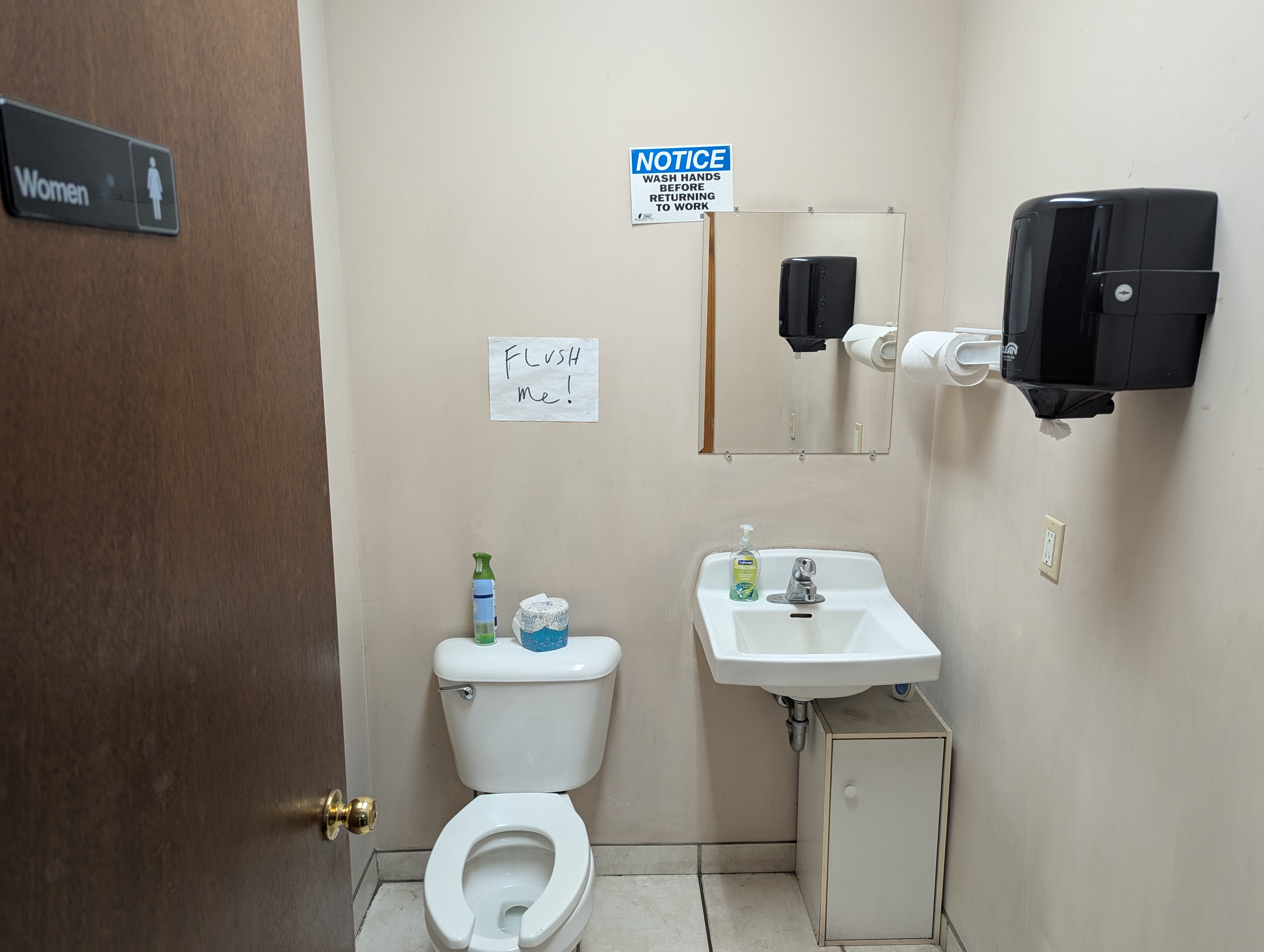 1025 W. Olympia Drive: Suite C, 1025 W Olympia Dr, Peoria, IL 61615-7102
