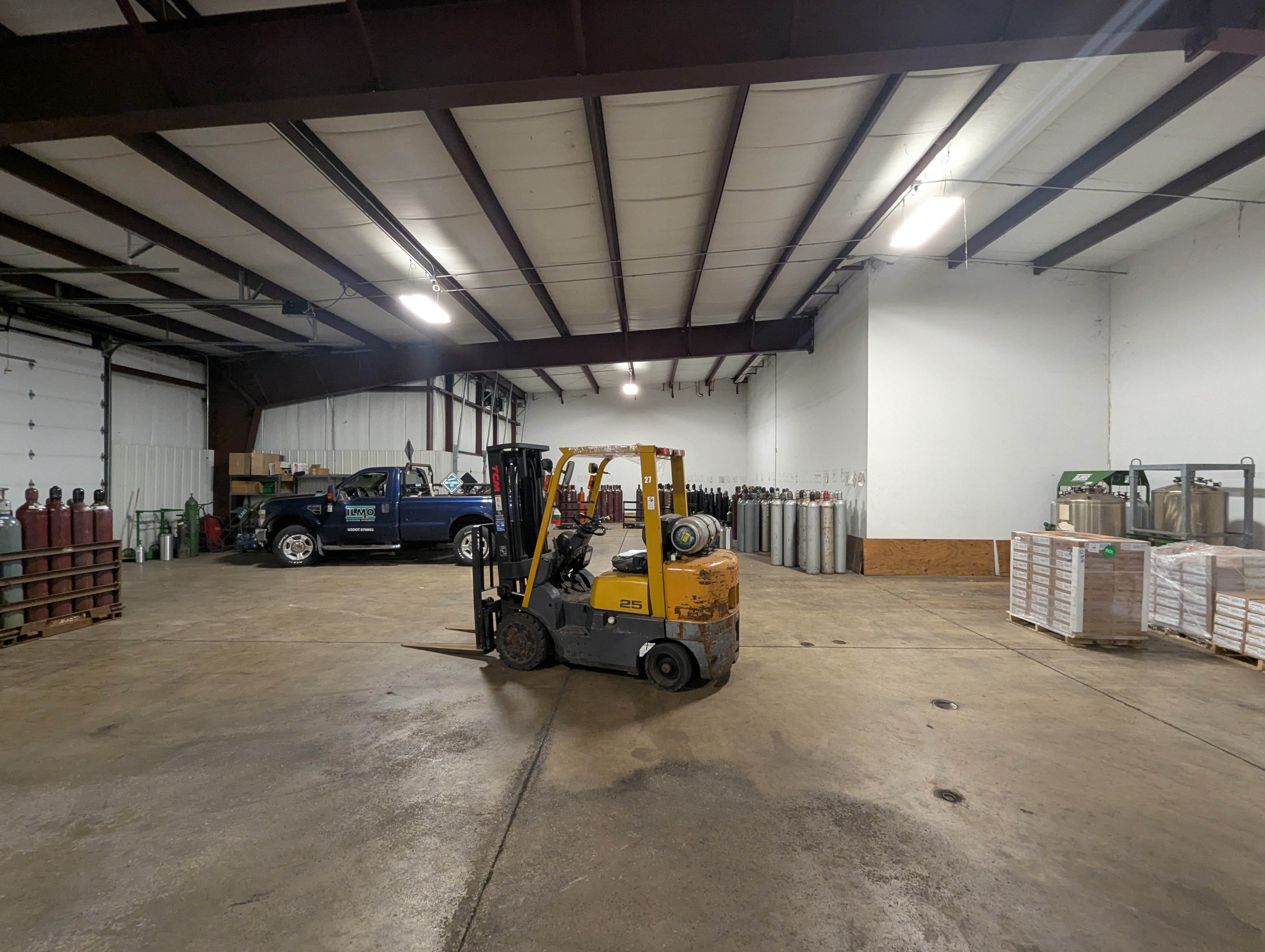 1025 W. Olympia Drive: Suite C, 1025 W Olympia Dr, Peoria, IL 61615-7102