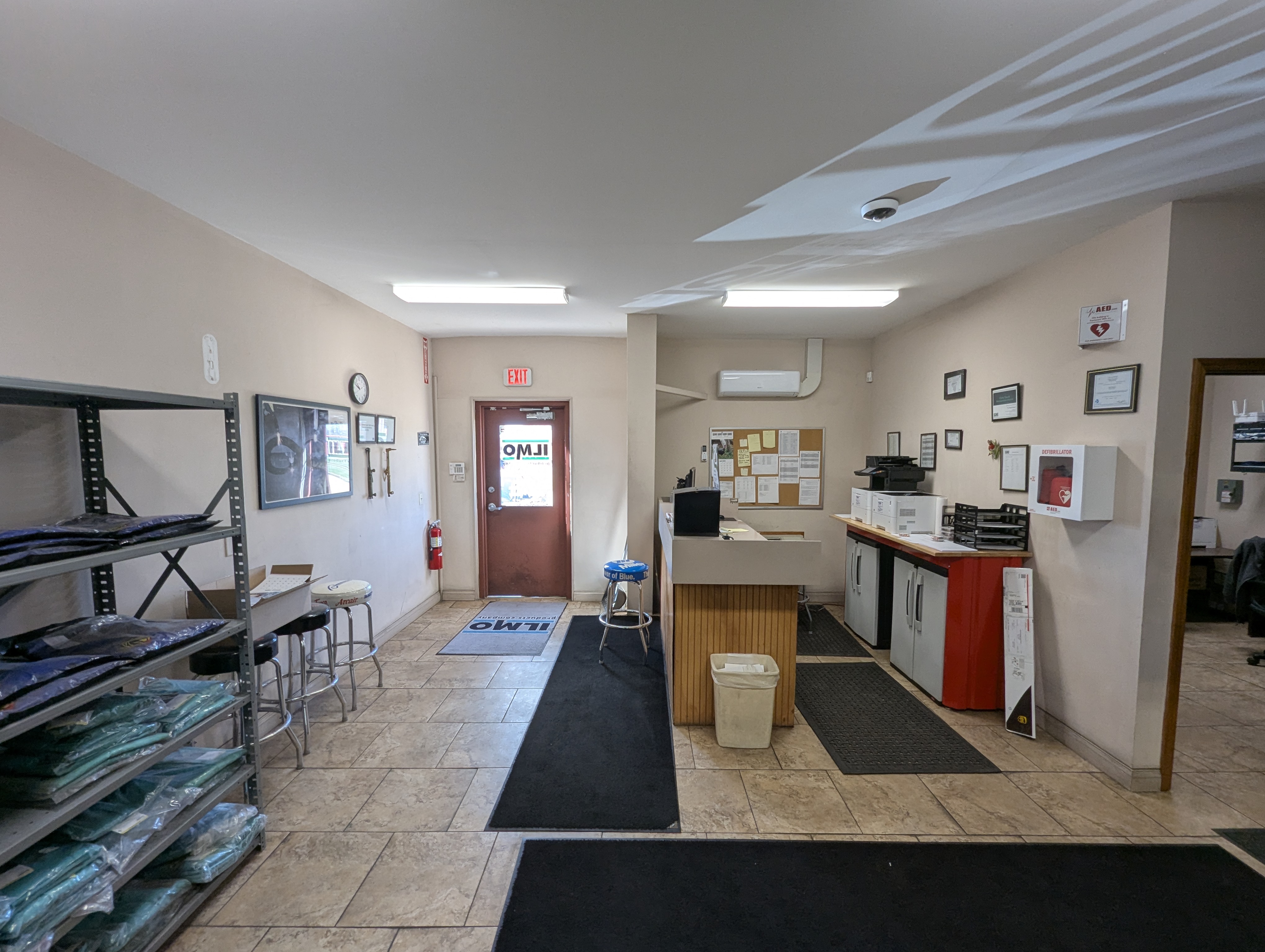 1025 W. Olympia Drive: Suite C, 1025 W Olympia Dr, Peoria, IL 61615-7102