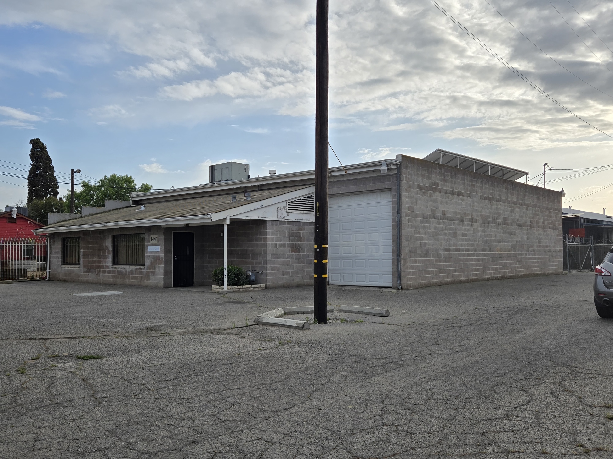 Warehouse/Office Space + Yard, 1441 North Thesta Street, Fresno, CA 93703