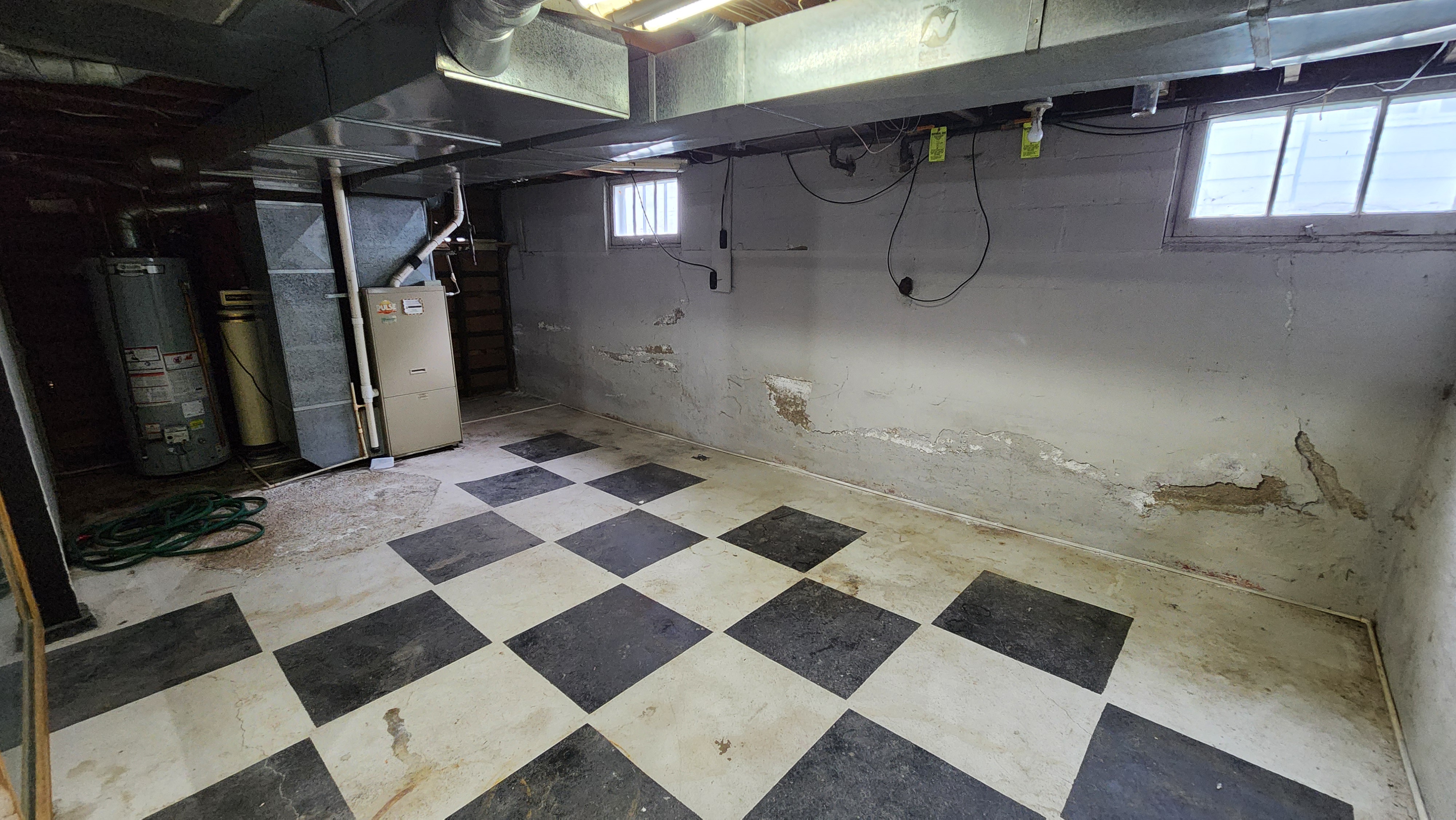 Triplex in Austin, 1110 West Oakland Avenue, Austin, MN 55912