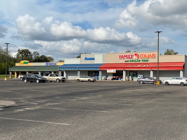 Family Dollar/Dollar Tree Center, 12520 Main Street, Williston, SC 29853