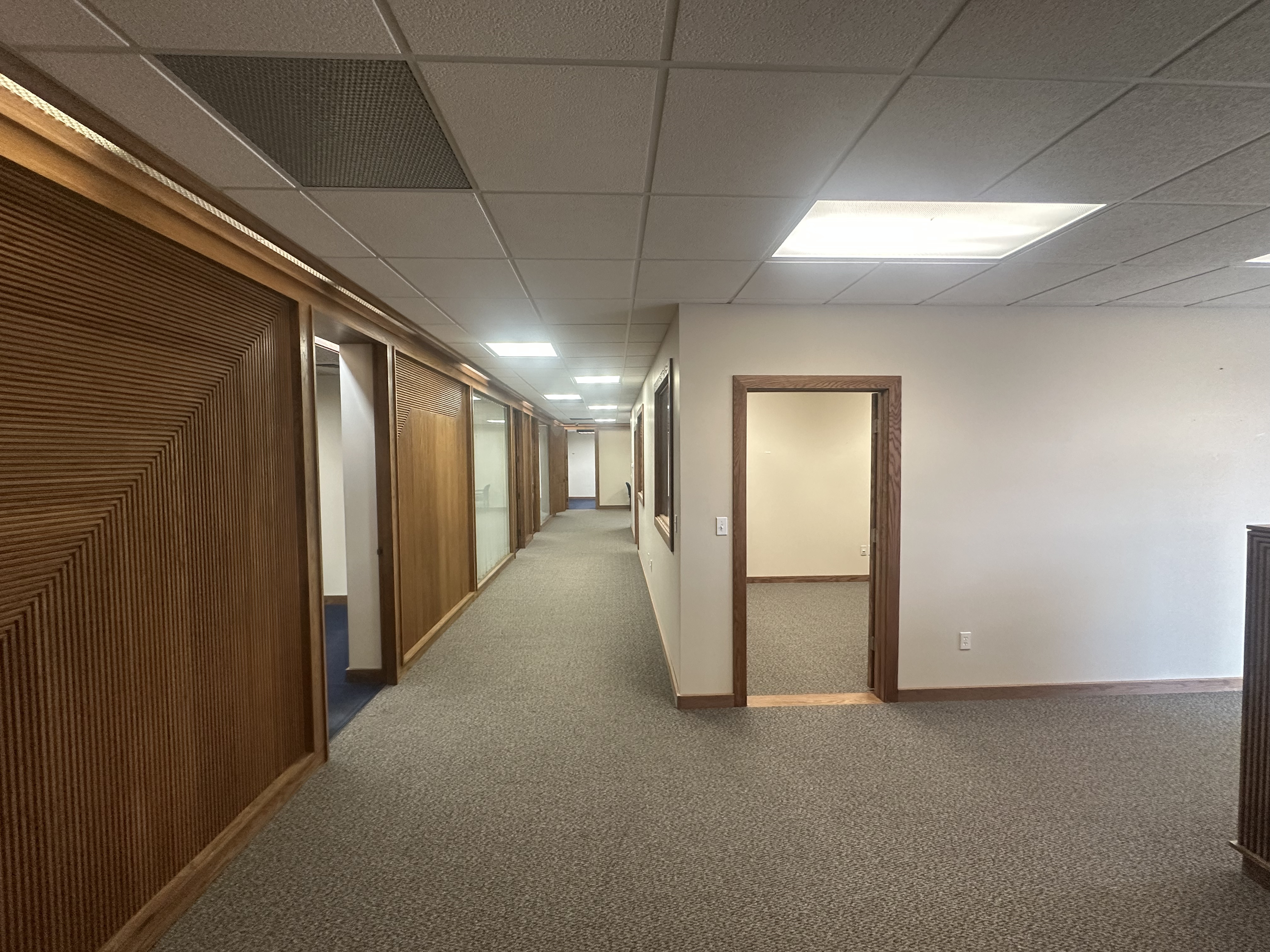 150 S Main Street: Suite B, 150 S Main St, Morton, IL 61550