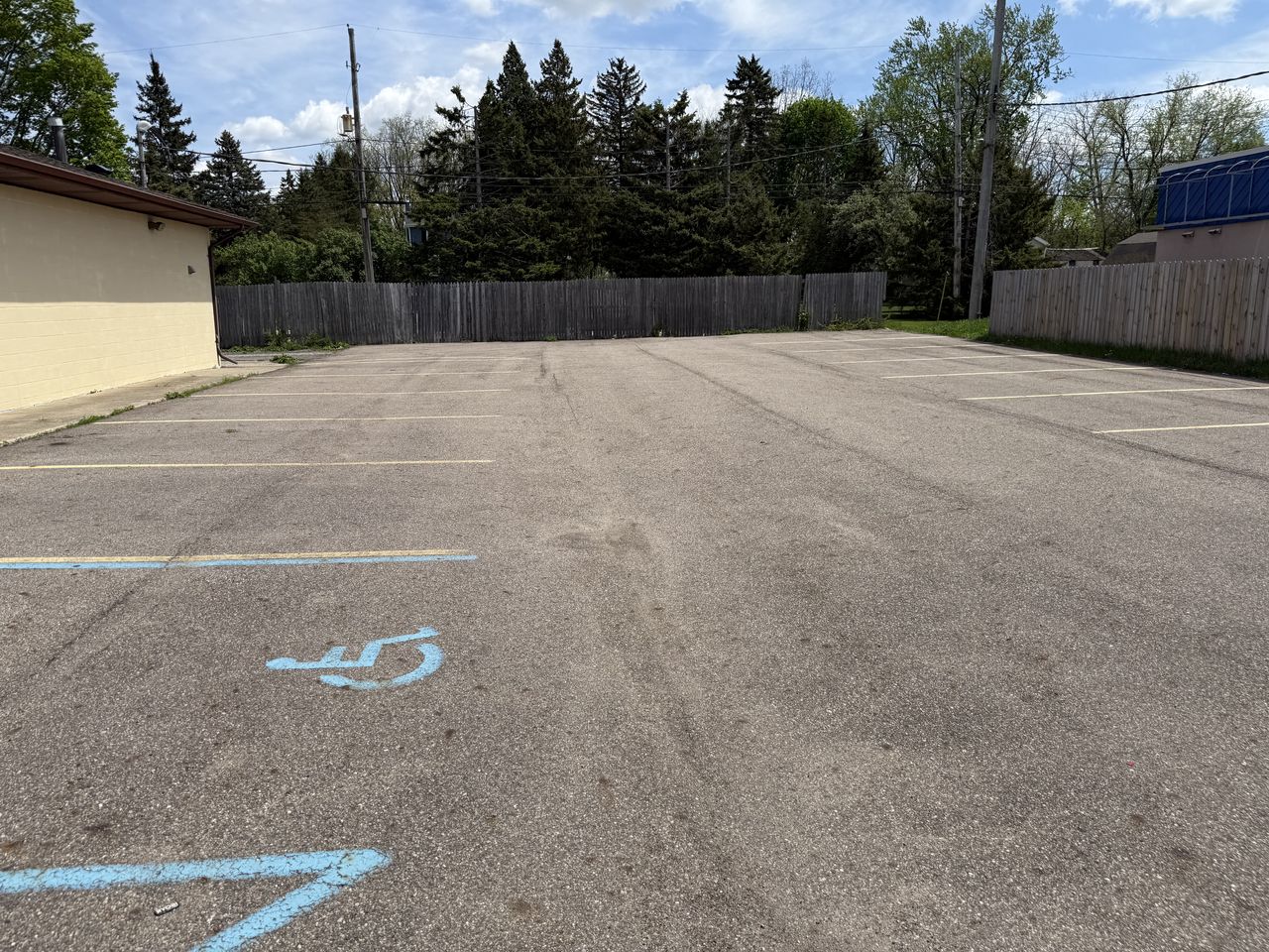 3 Unit Leased Retail Center For Sale, 5735 South Cedar Street, Lansing, MI 48911