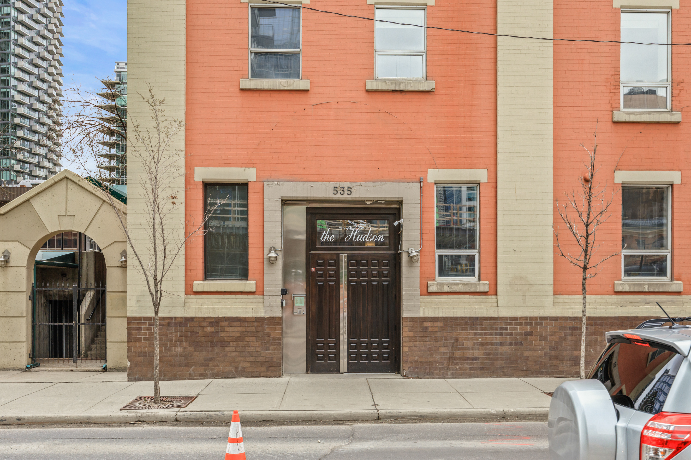 535 10 Avenue Southwest, Calgary, AB T2R 0A8, Canada