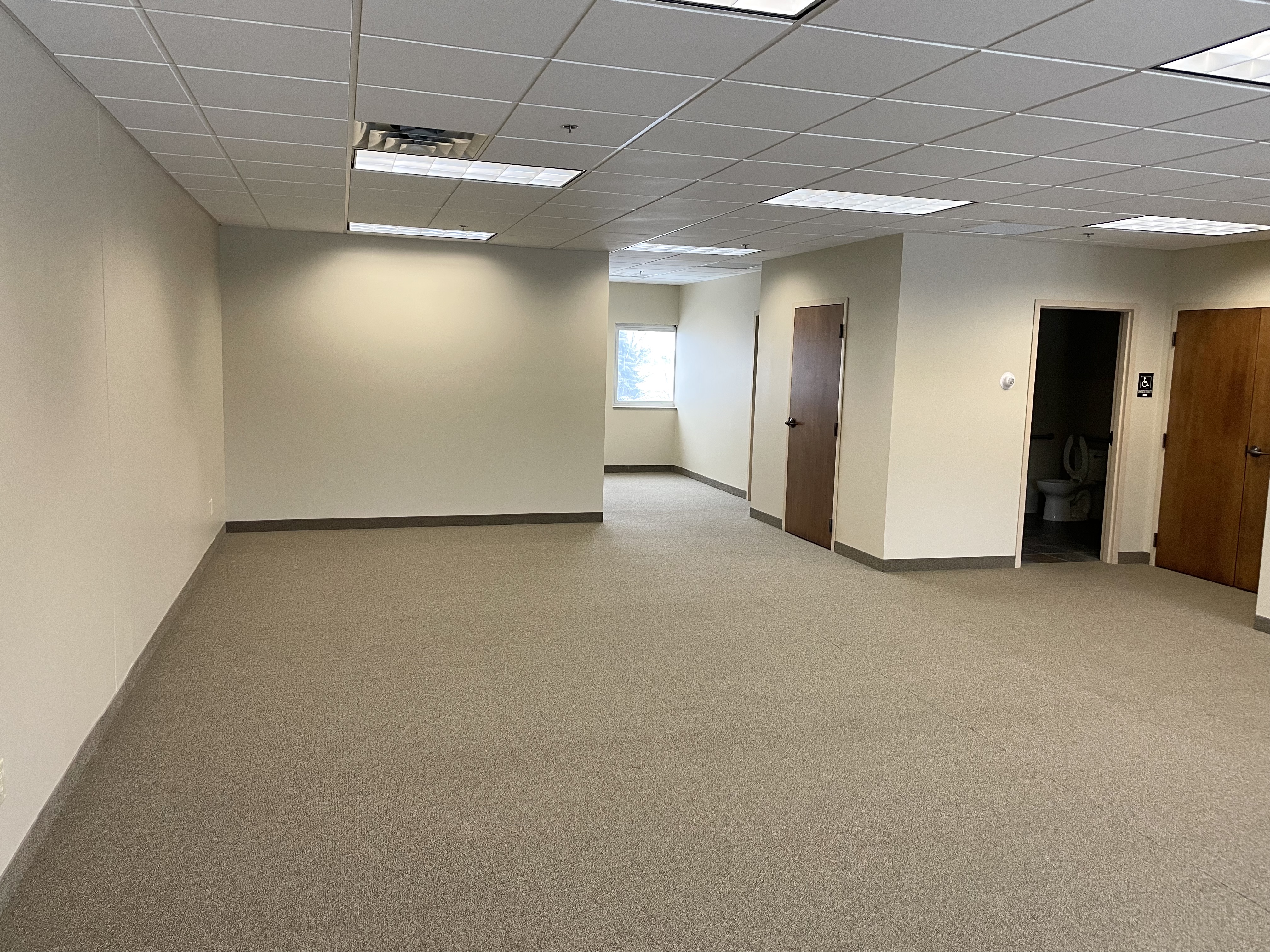 1335 Corporate Center Curve, 1335 Corporate Center Curve, Eagan, MN 55121
