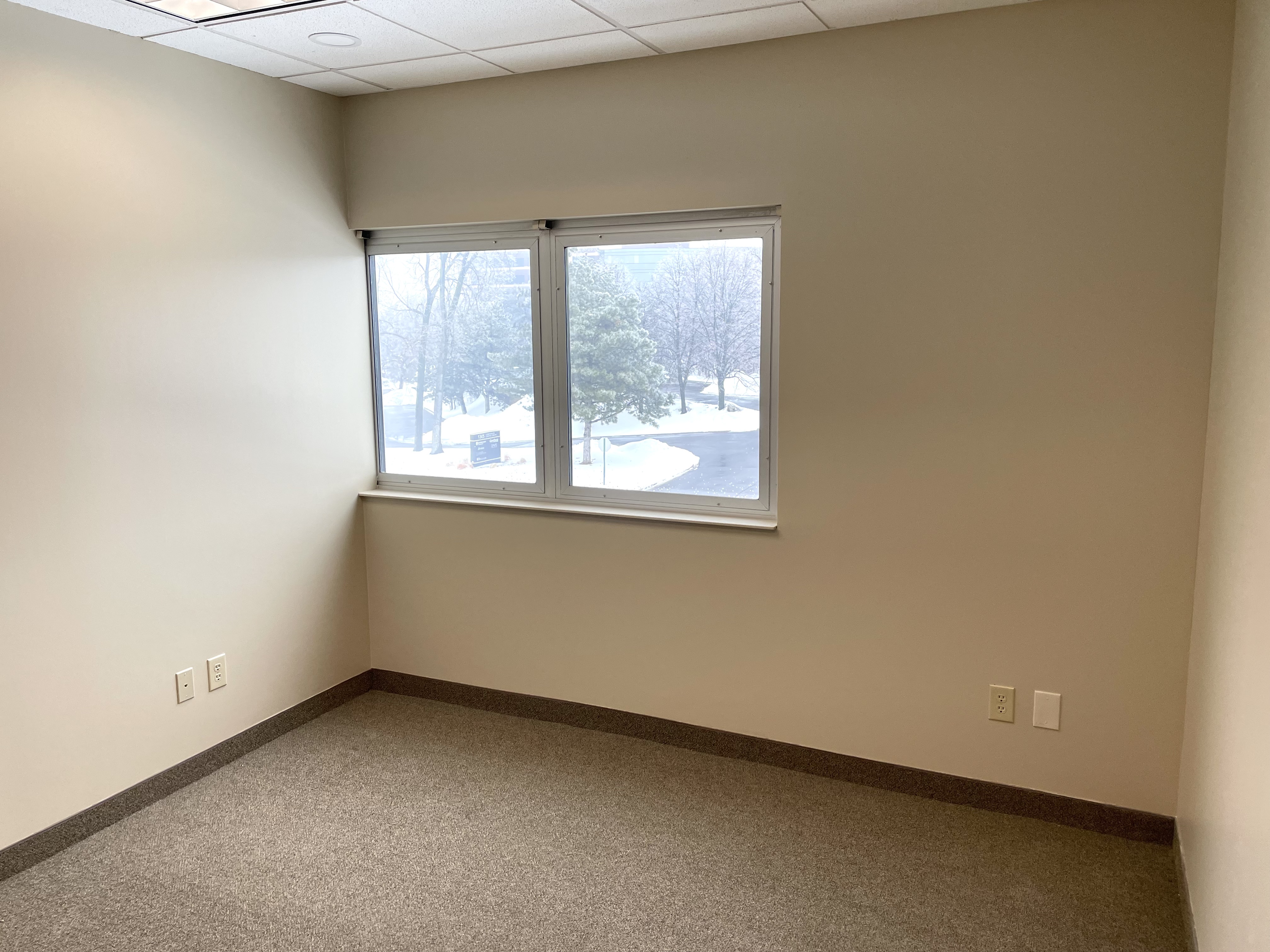 1335 Corporate Center Curve, 1335 Corporate Center Curve, Eagan, MN 55121