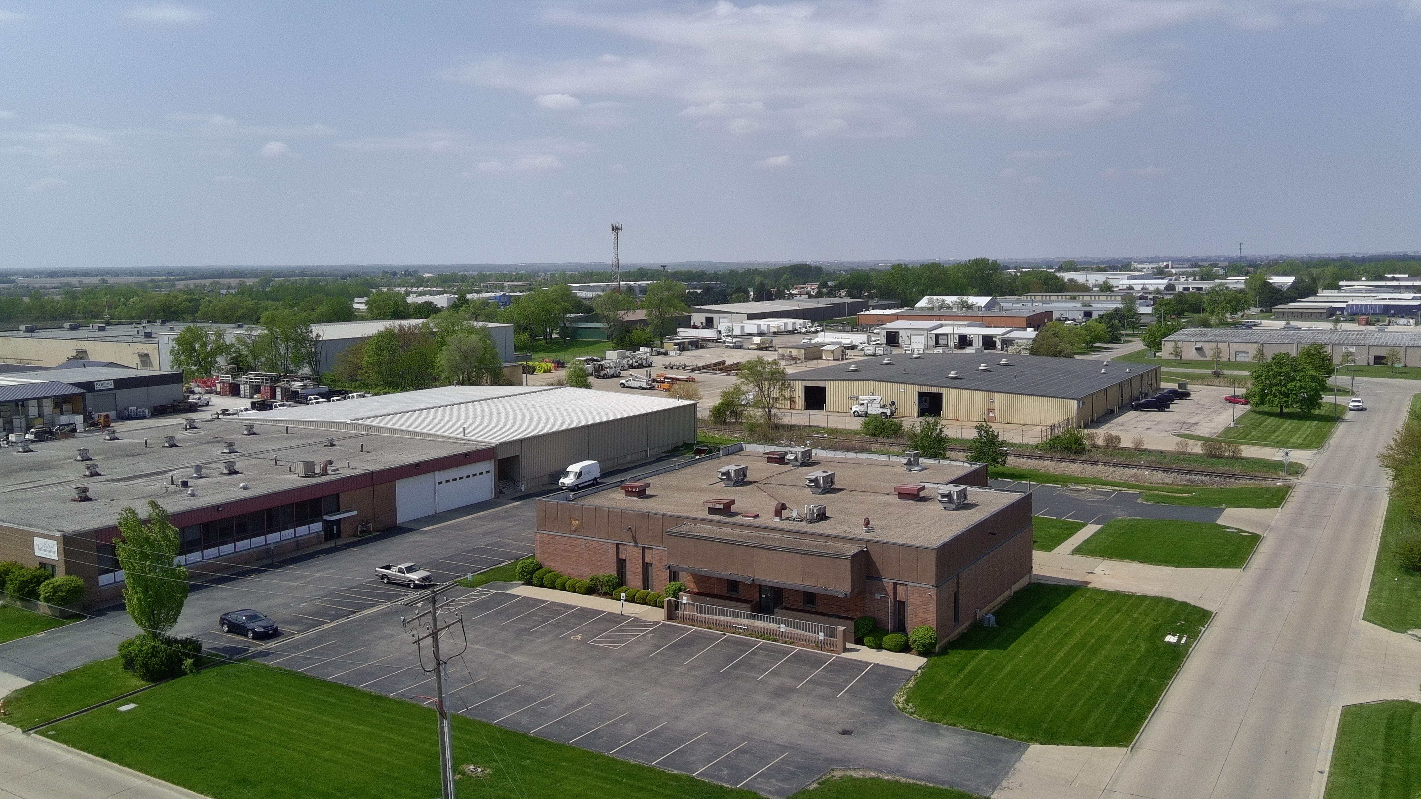 2305 W Altorfer Drive, 2305 W Altorfer Drive, Peoria, IL 61615