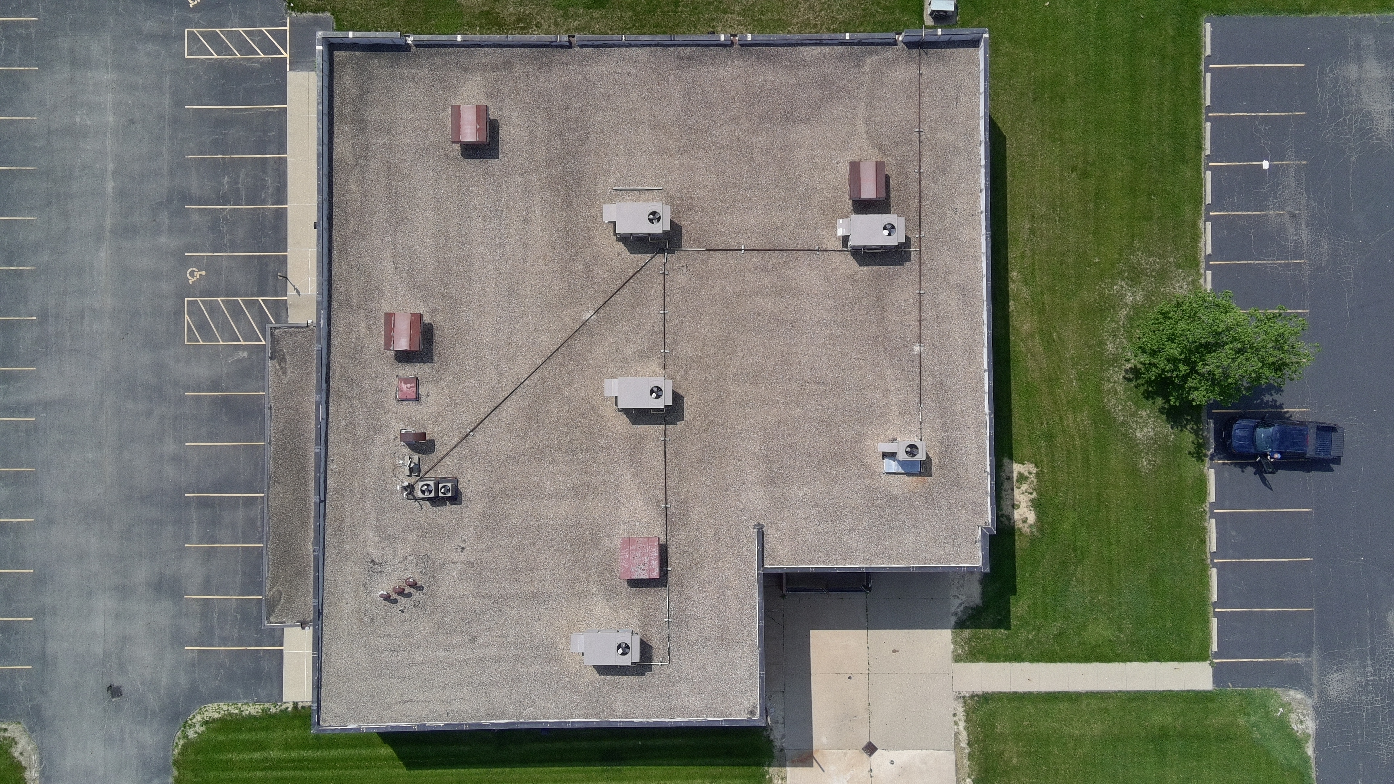 2305 W Altorfer Drive, 2305 W Altorfer Drive, Peoria, IL 61615