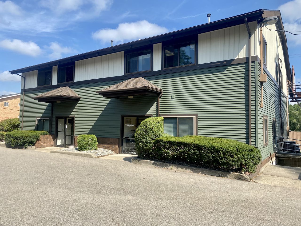 Two Office Suite West Lansing, MI, 4515 West Saginaw Highway, Lansing, MI 48917