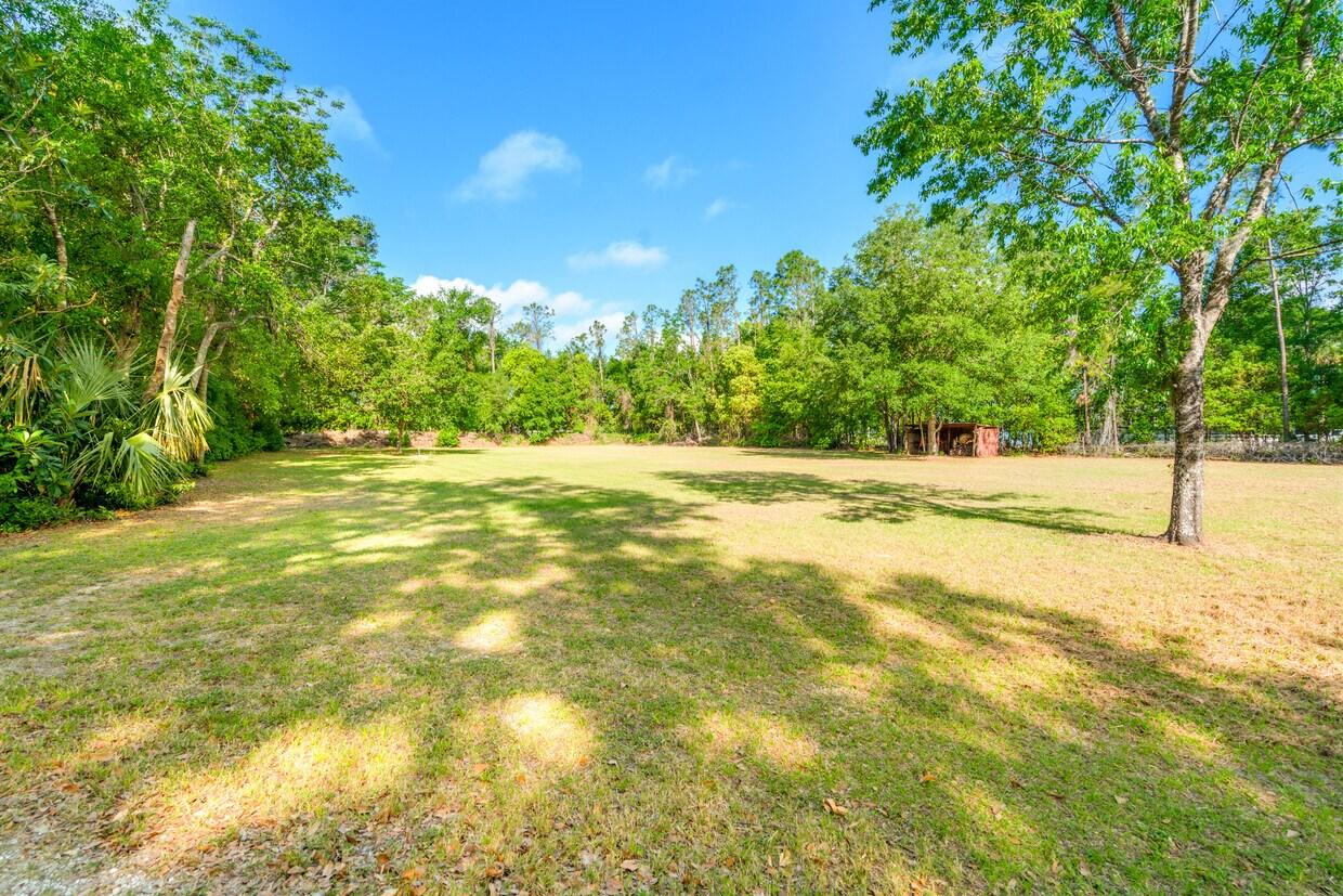 Rare 7.5 acre Multi-Use Investment Property, 4045-4049 Allen Road, Zephyrhills, FL 33541
