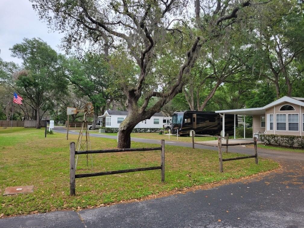 Rare 7.5 acre Multi-Use Investment Property, 4045-4049 Allen Road, Zephyrhills, FL 33541