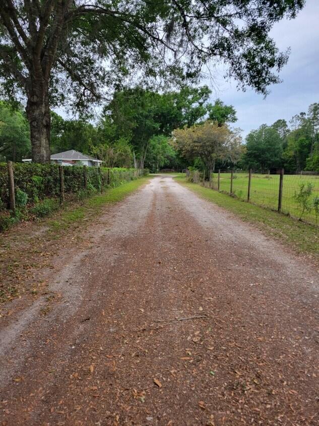 Rare 7.5 acre Multi-Use Investment Property, 4045-4049 Allen Road, Zephyrhills, FL 33541
