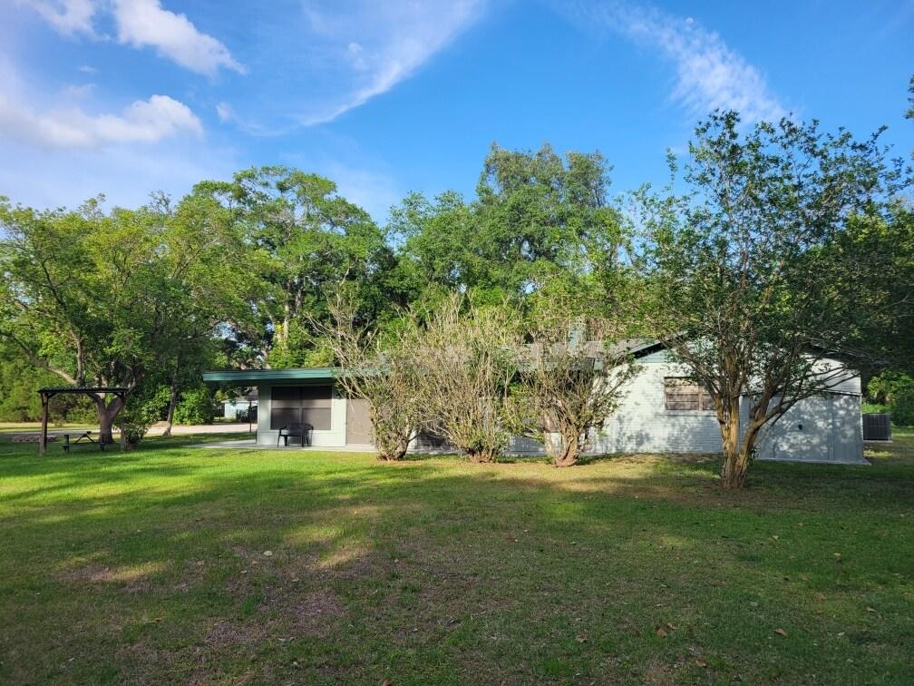 Rare 7.5 acre Multi-Use Investment Property, 4045-4049 Allen Road, Zephyrhills, FL 33541
