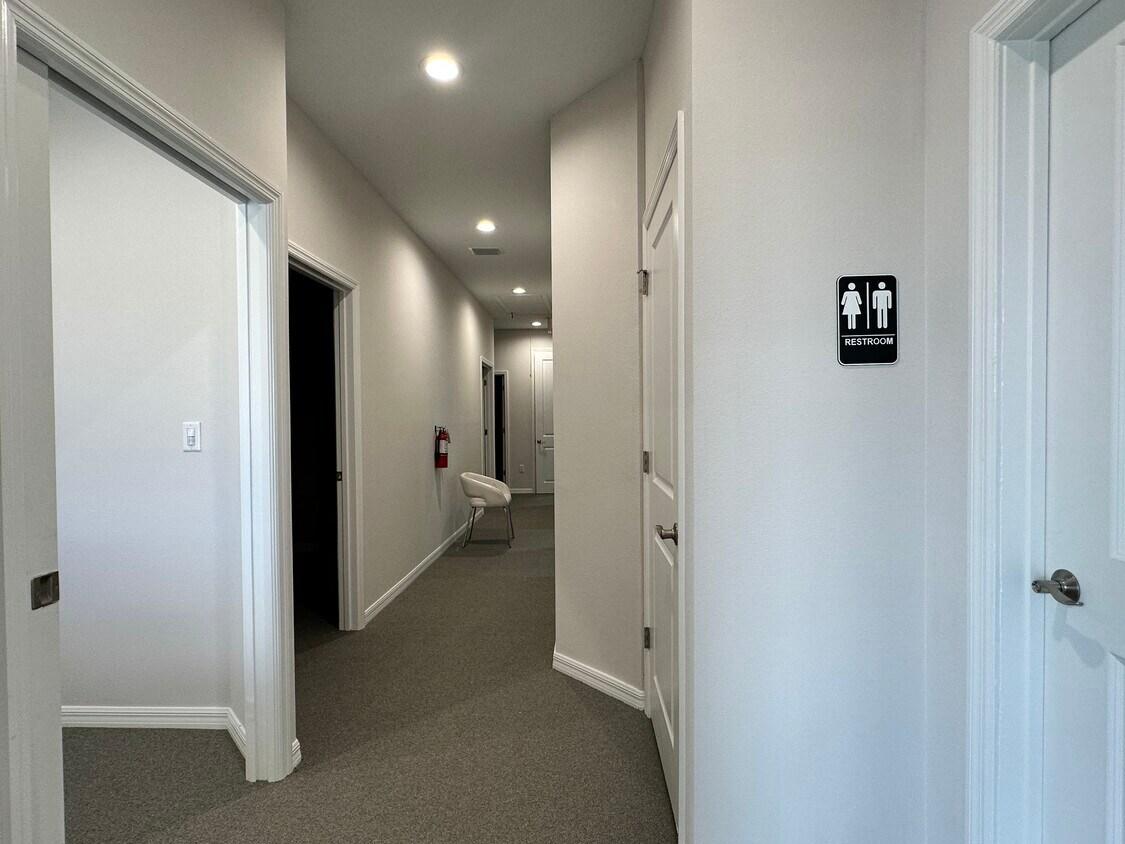 Brand-New Turn-Key Office in Lutz, 2980 Allegra Way, Lutz, FL 33559