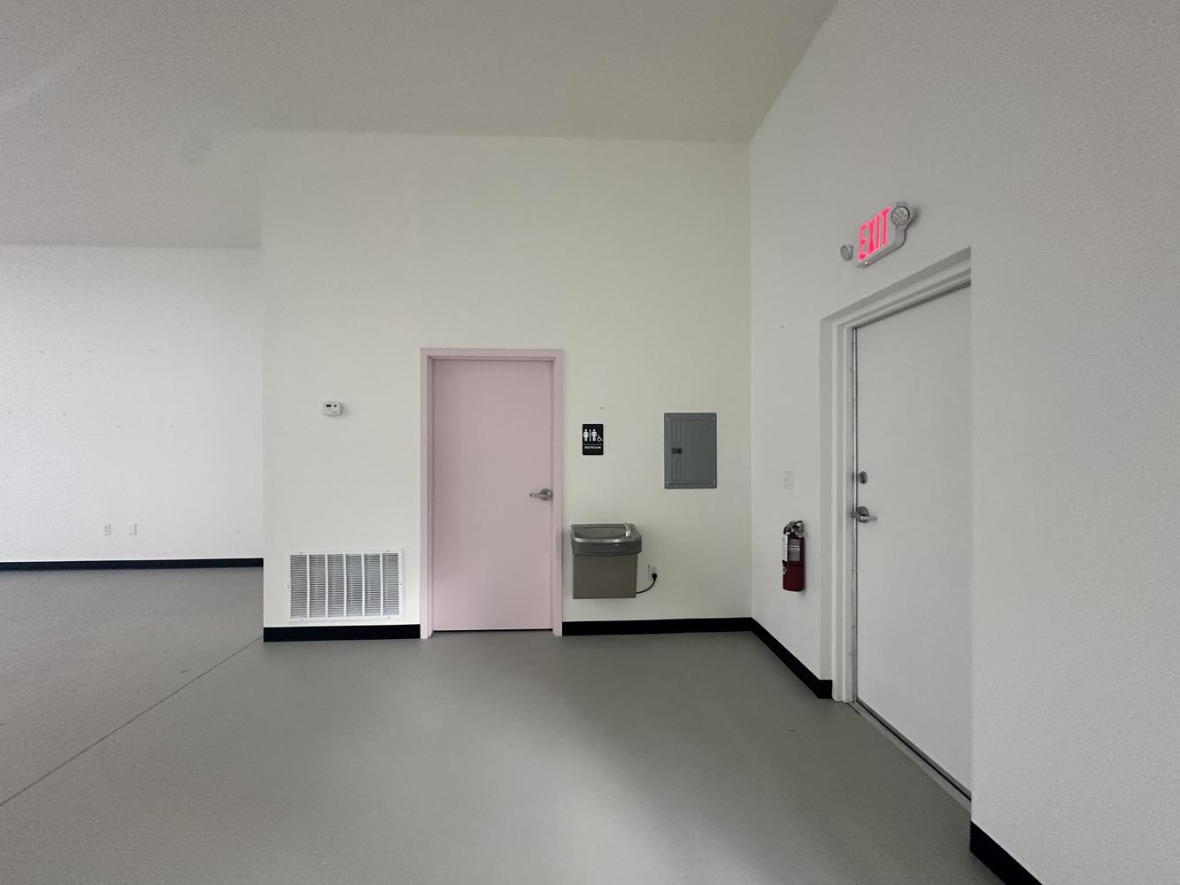 Turnkey flex space in the heart of Plant City, 741 Tillman Place Suite 104, Plant City, FL 33566