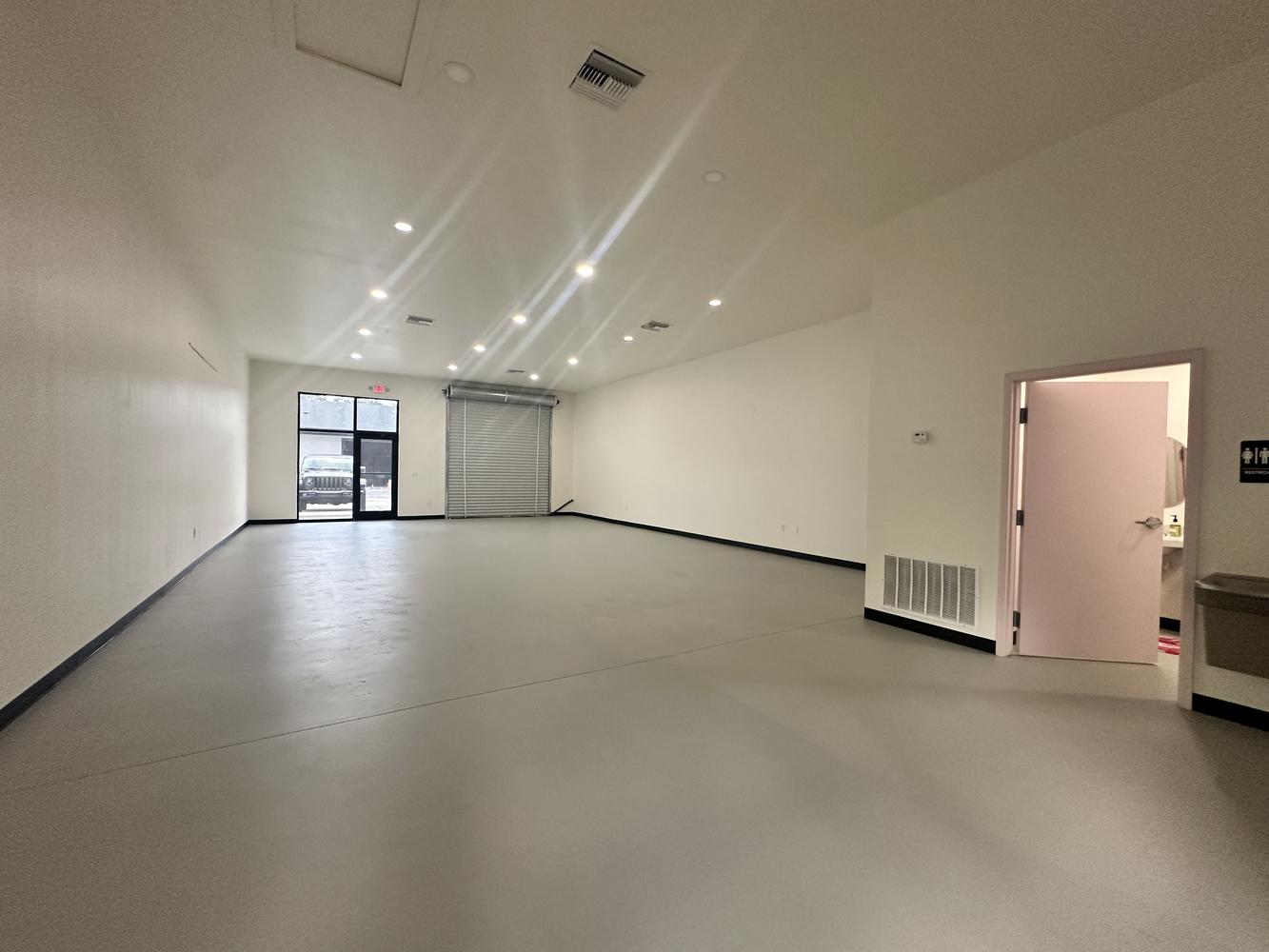 Turnkey flex space in the heart of Plant City, 741 Tillman Place Suite 104, Plant City, FL 33566