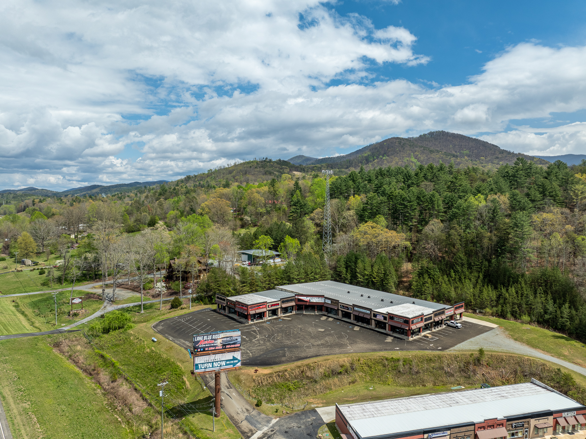 Bear Creek Furnishings, 14244 Georgia 515, Ellijay, GA 30536