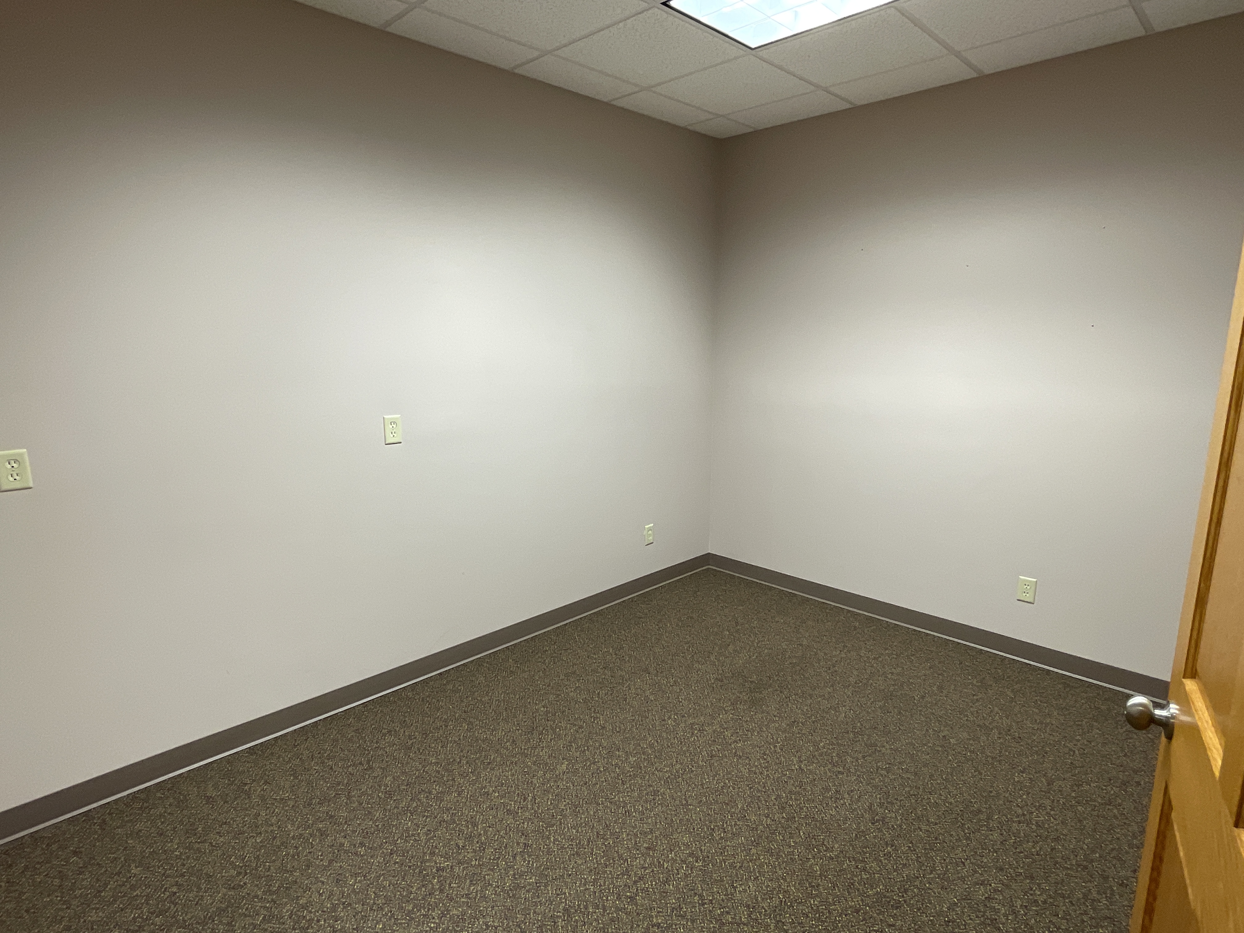 Mixed Use Commercial Building, 146 2nd Avenue Northeast, Valley City, ND 58072