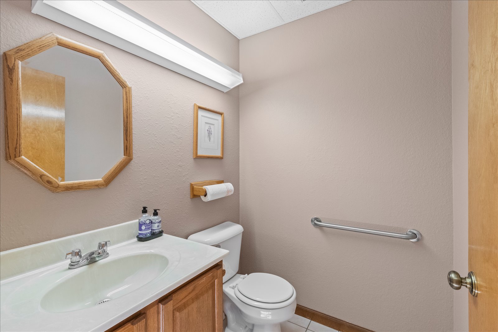 92 Mill Hill Rd, 92 Mill Hill Road, Bloomsdale, MO 63627