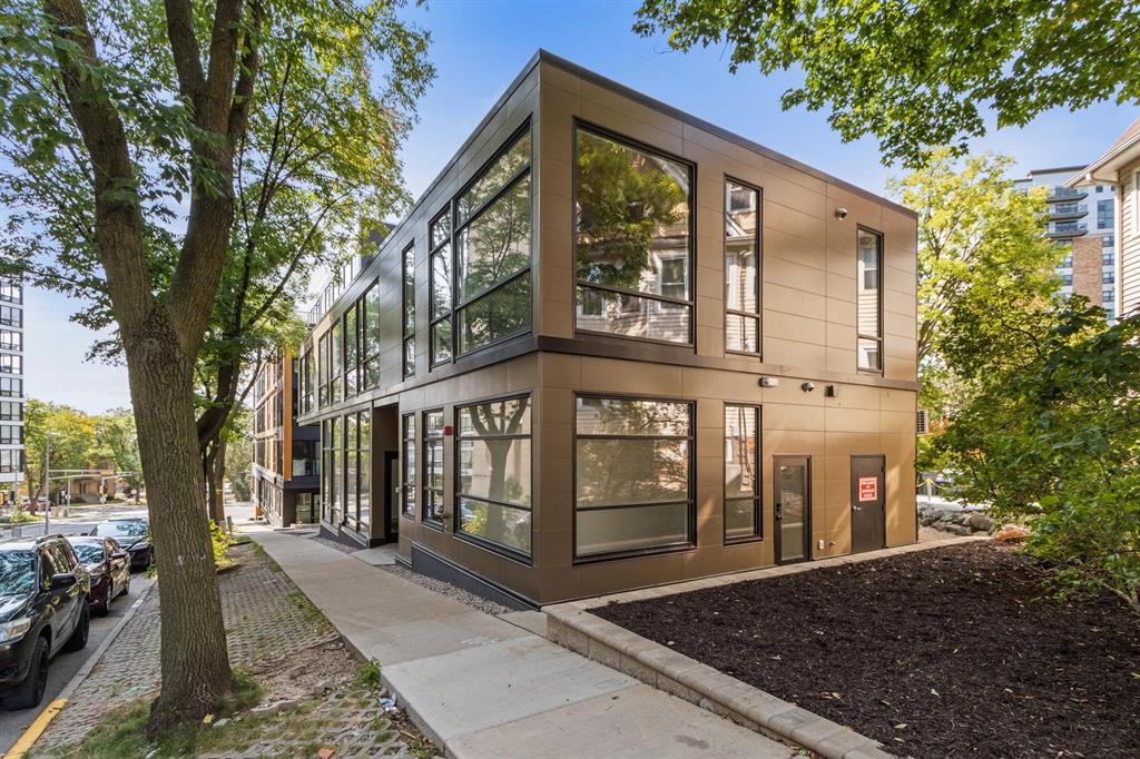 Luminous Live Work Live Condominiums, 208 South Hamilton Street, Madison, WI 53703