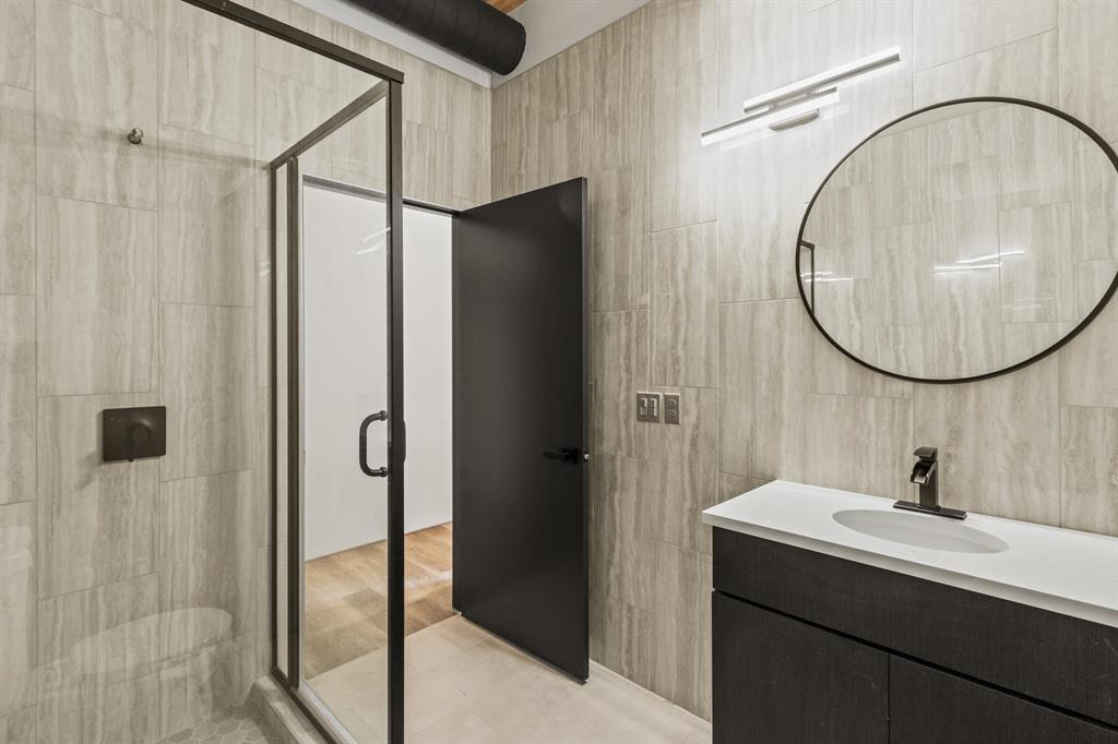 Luminous Live Work Live Condominiums, 208 South Hamilton Street, Madison, WI 53703