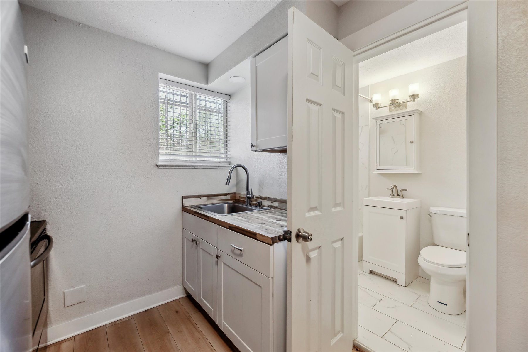 1923 Dallas Street, Aurora, CO 80010