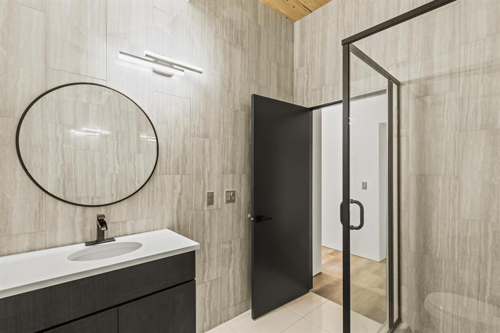 Luminous Live Work Live Condominiums II, 214 South Hamilton Street, Madison, WI 53703
