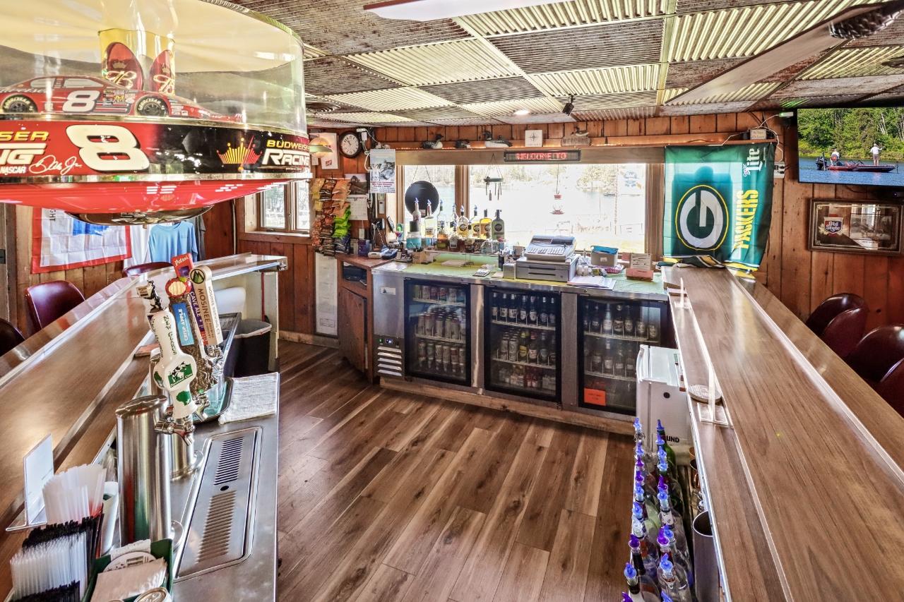 Rivers Edge Bar & Grill, W4011 County Road A, Tomahawk, WI 54487