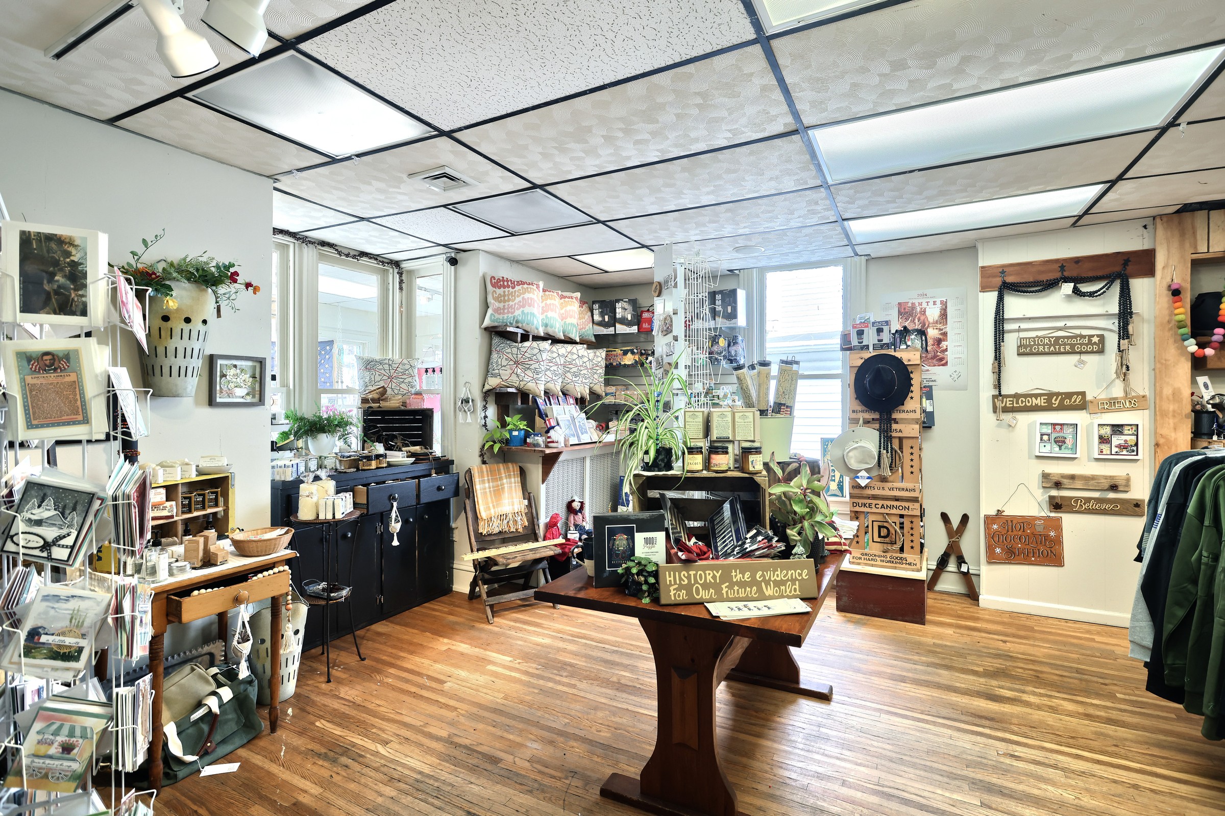 COMMERCIAL RETAIL STORE FRONT, 504 Baltimore Street, Gettysburg, PA 17325