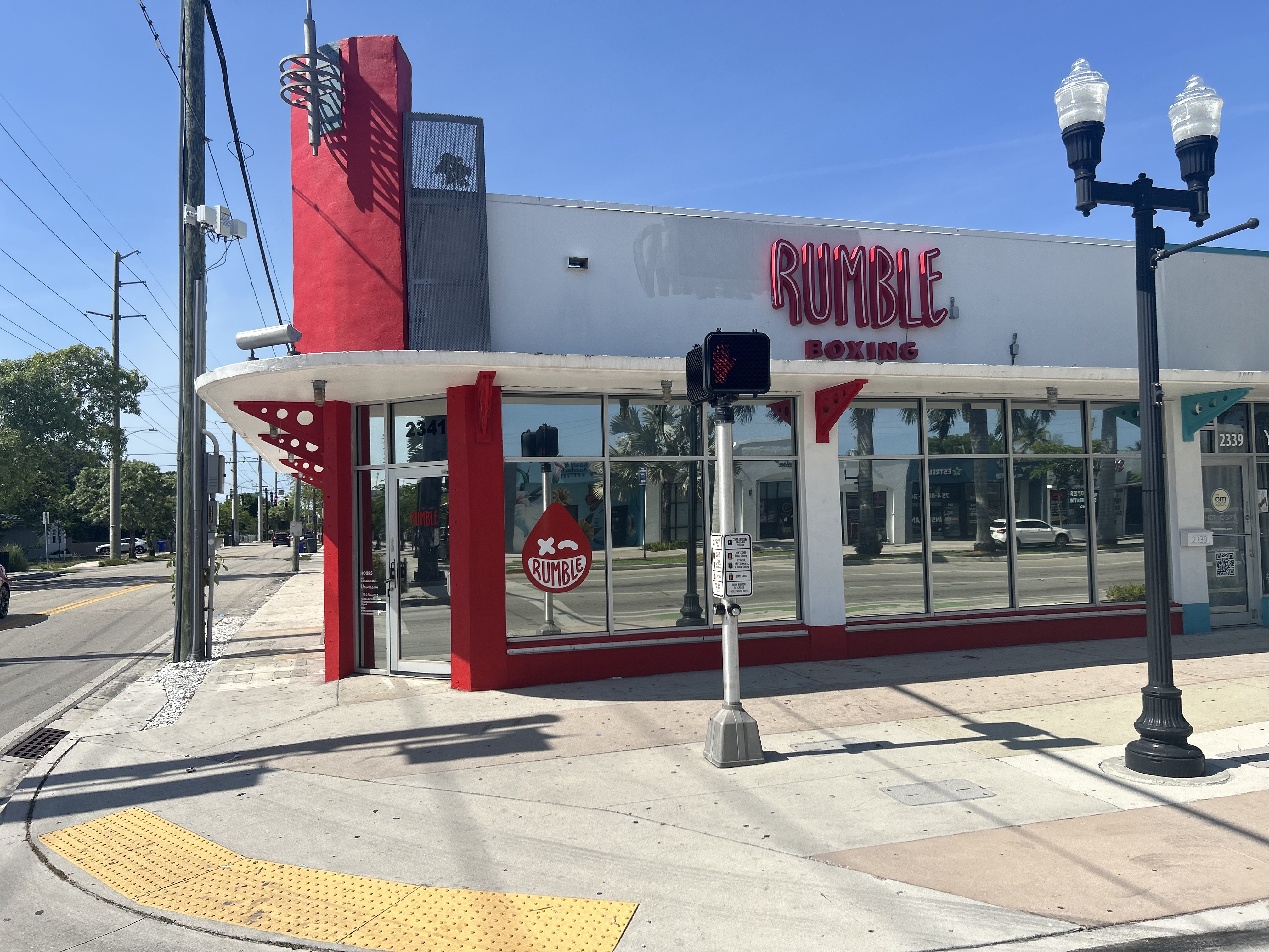 2341 Hollywood Blvd • Hollywood, FL, 2341 Hollywood Boulevard, Hollywood, FL 33020