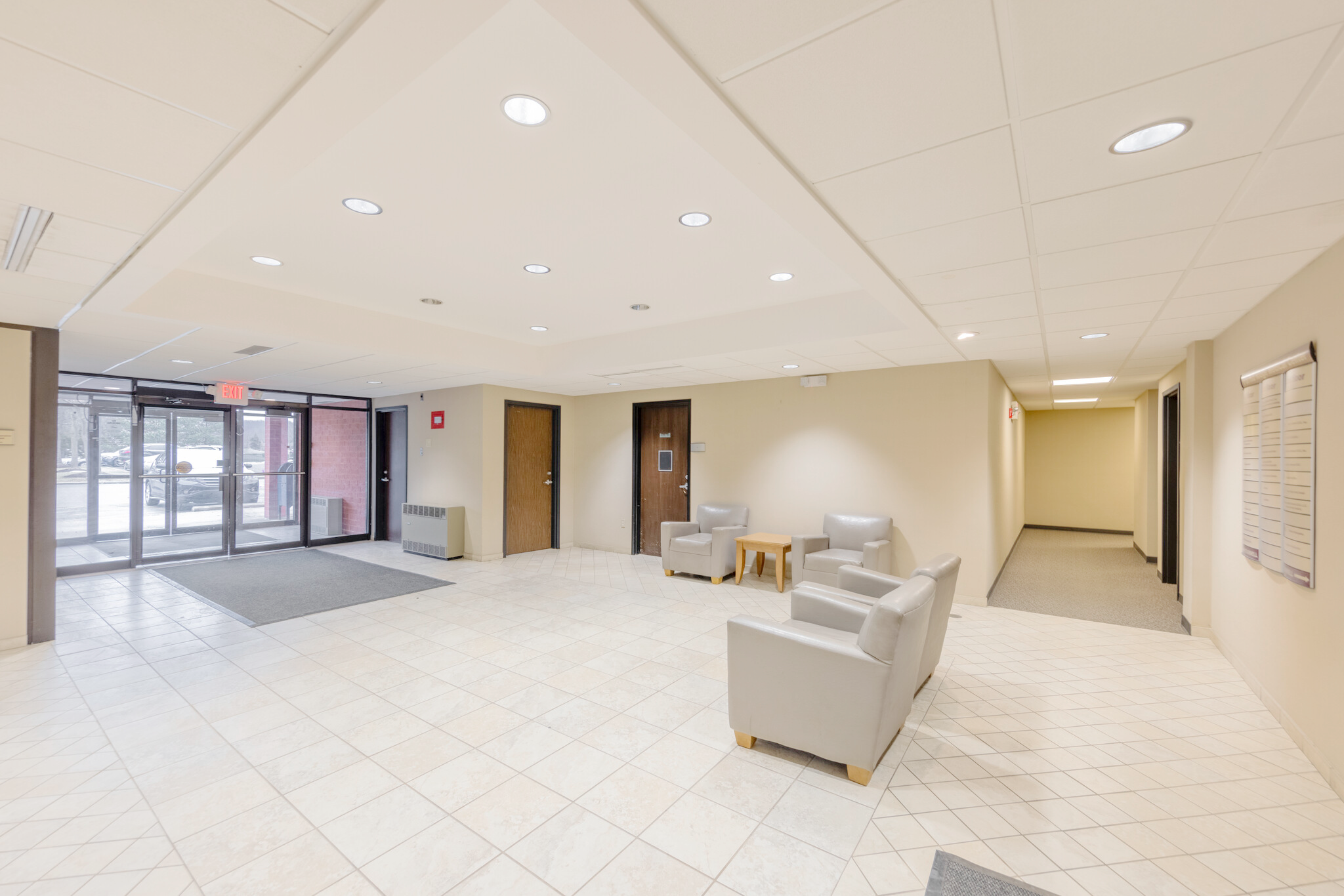 6789 Ridge Road, Parma, OH 44129