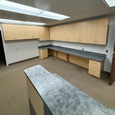 6789 Ridge Road, Parma, OH 44129