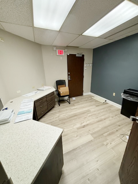 6789 Ridge Road, Parma, OH 44129