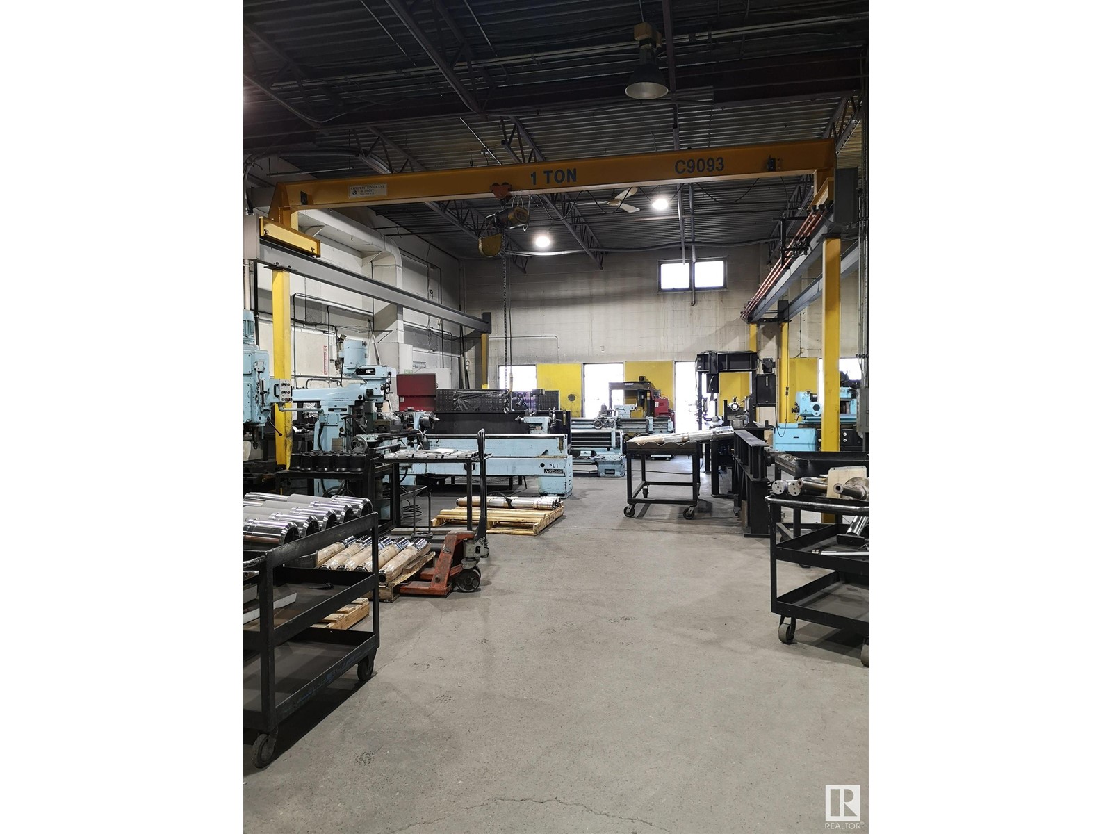 Weir Industrial: 4 Condo Bays, 4327 78 Avenue Northwest, Edmonton, AB T6B 2N3, Canada