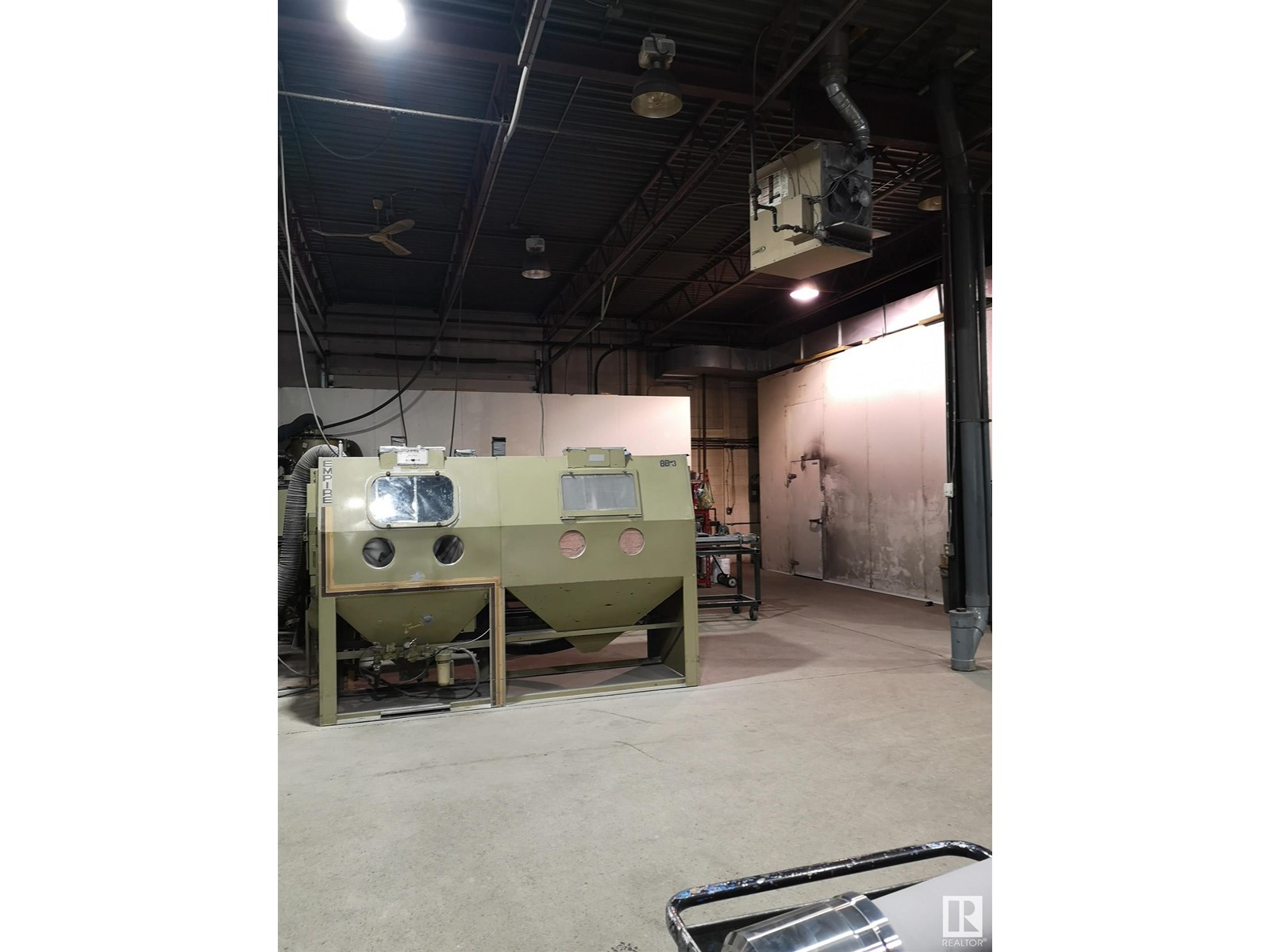Weir Industrial: 4 Condo Bays, 4327 78 Avenue Northwest, Edmonton, AB T6B 2N3, Canada