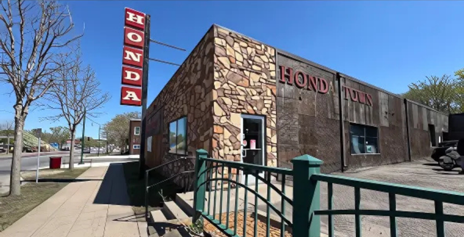  HondaTown Retail & Industrial-Flex Building