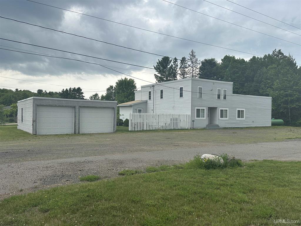 19283 W US 41, 19283 U.S. 41, Champion, MI 49814
