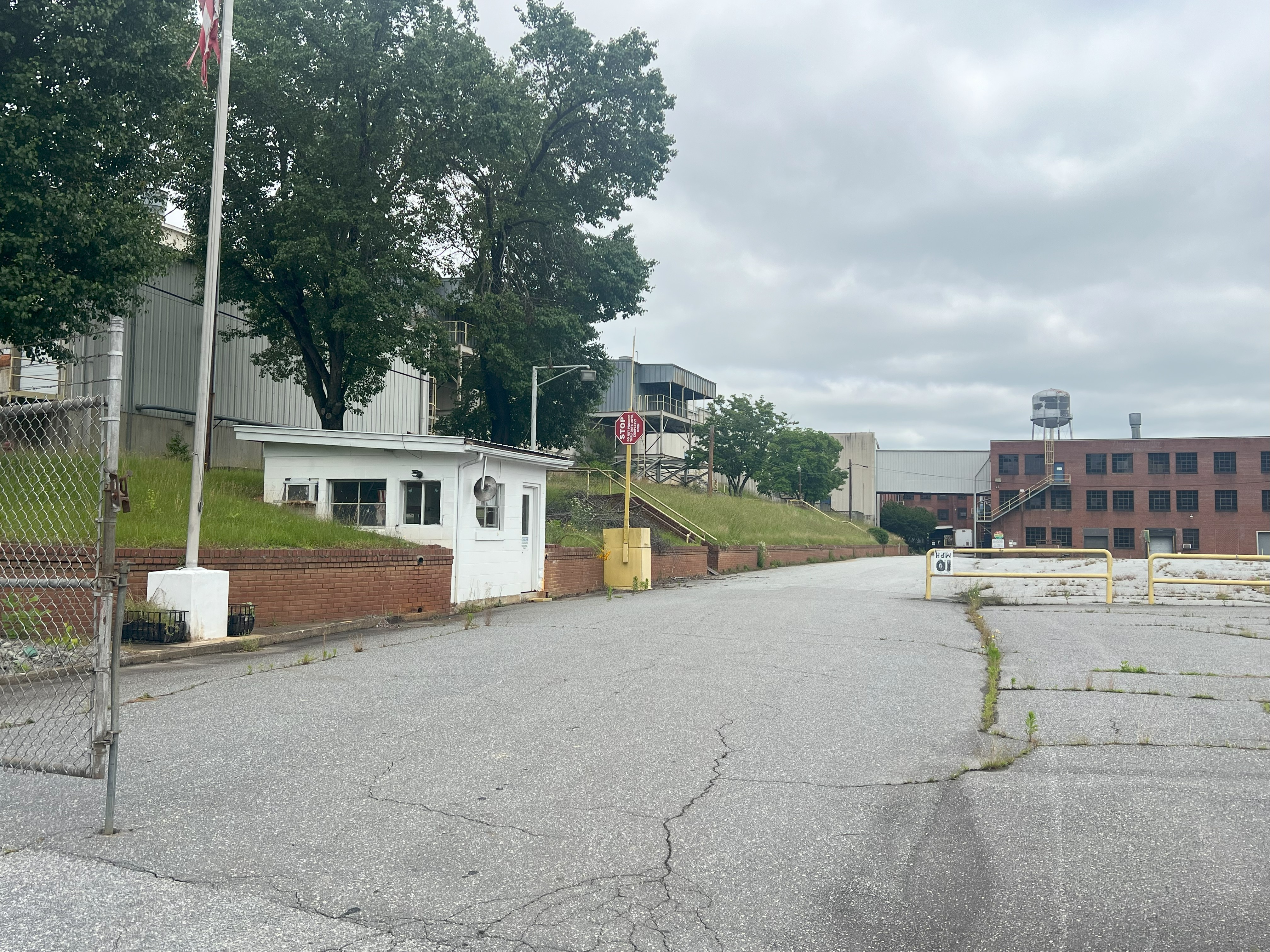 Lenoir - 800,000 SF , 315 Elizabeth Street Northwest, Lenoir, NC 28645