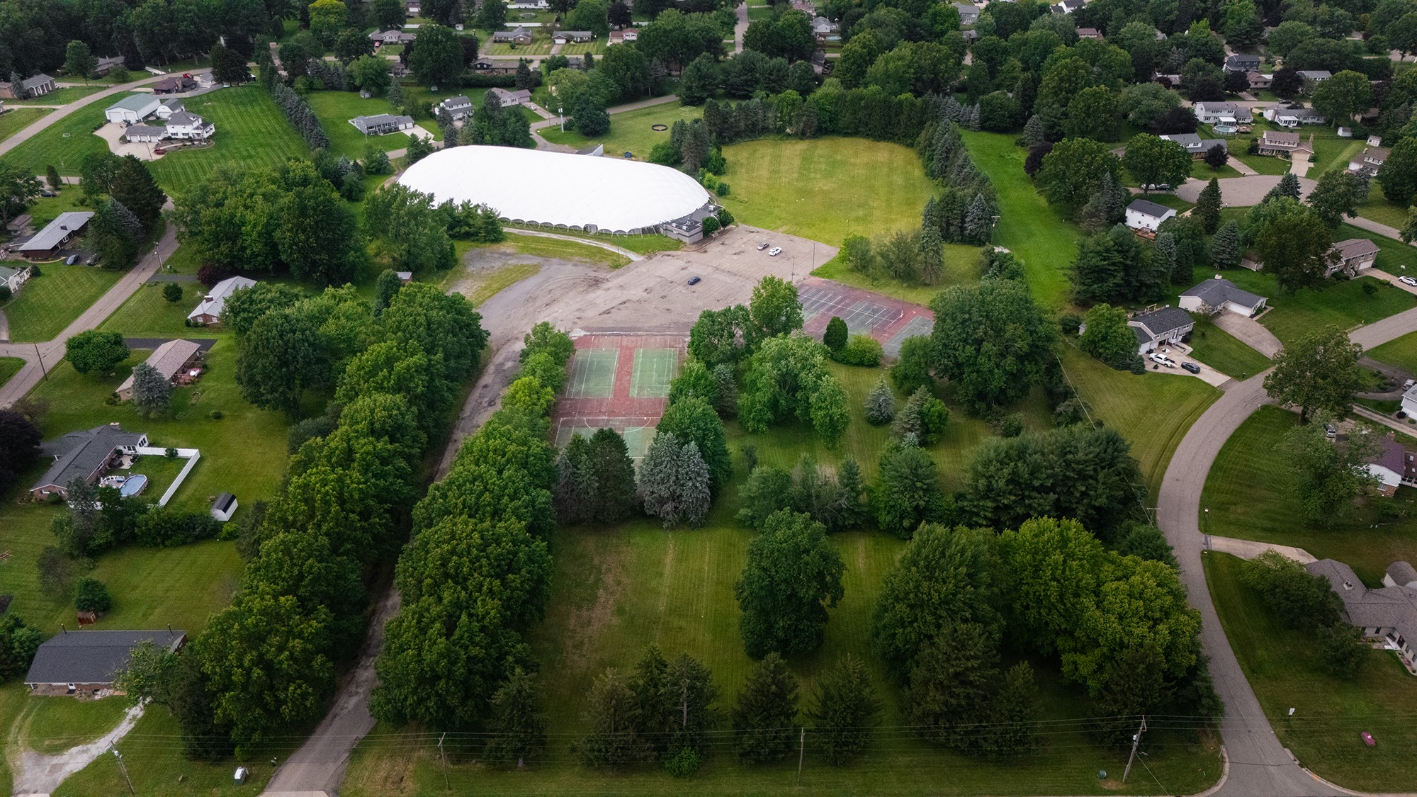 Sports Complex In Prime Retail Area