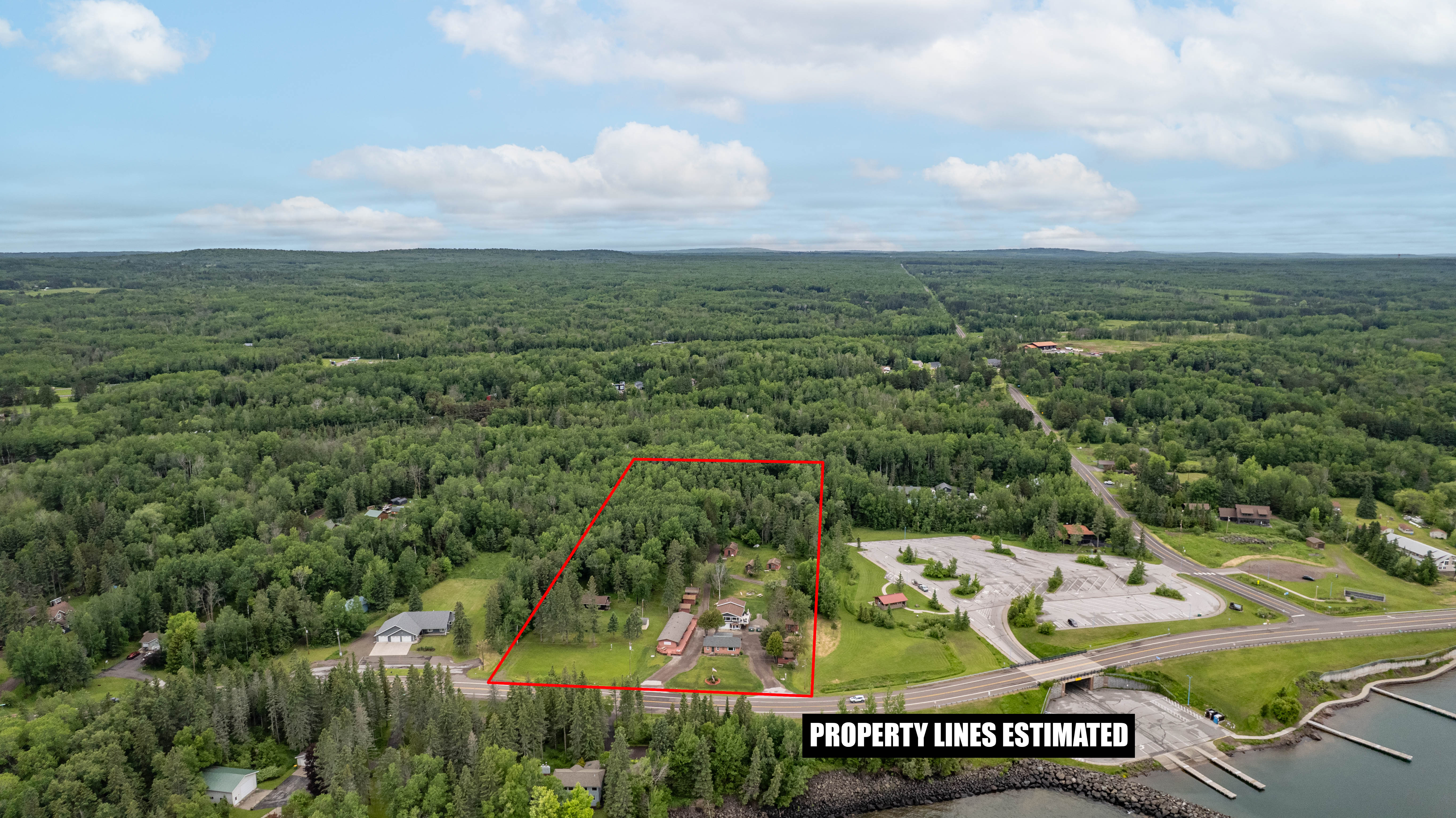 Gardenwood Resort - 5107 North Shore Dr, 5107 North Shore Drive, Duluth, MN 55804