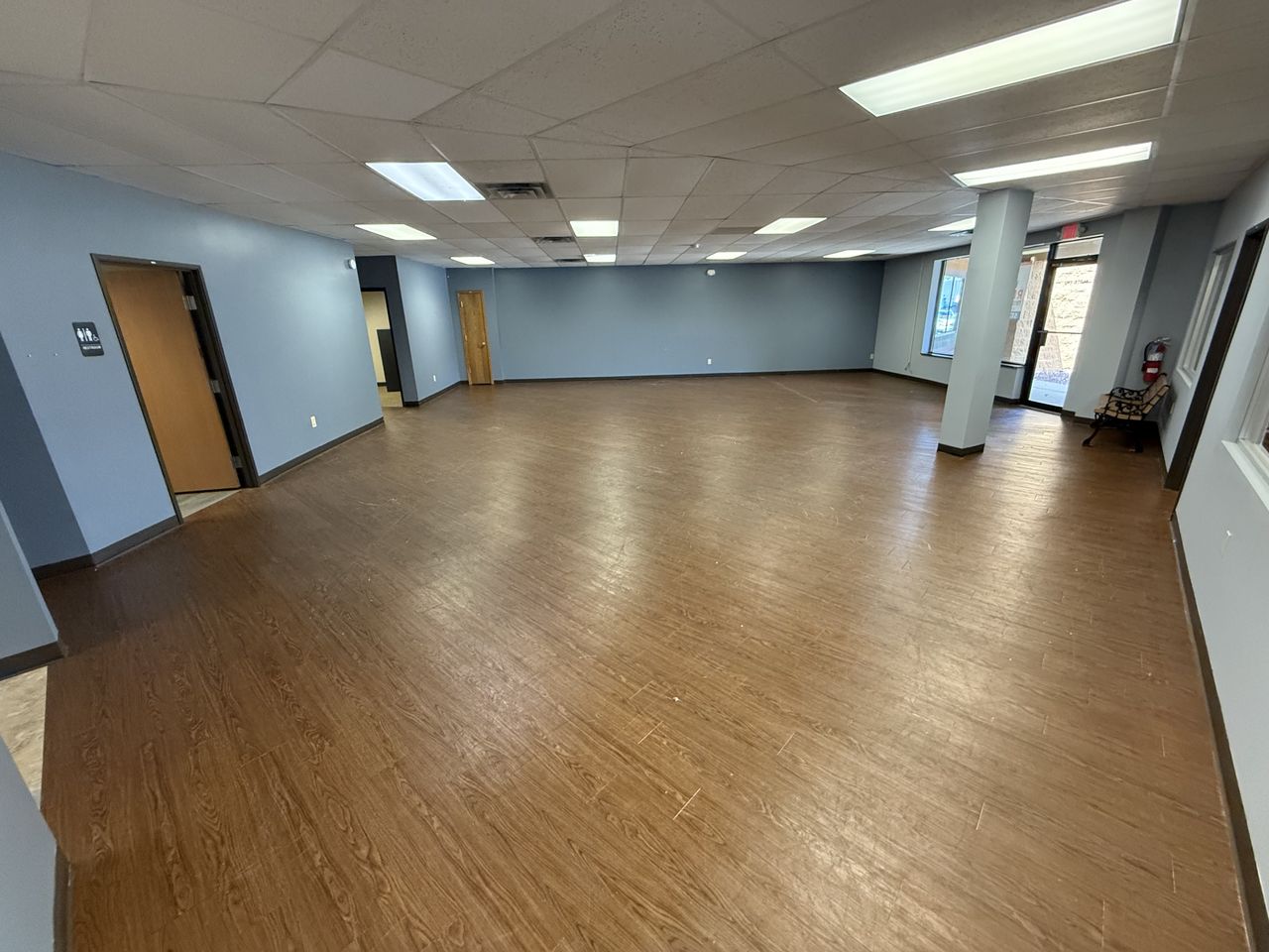 Everette Plaza Retail or Office Suites for Lease, 3500 South Cedar Street, Lansing, MI 48910