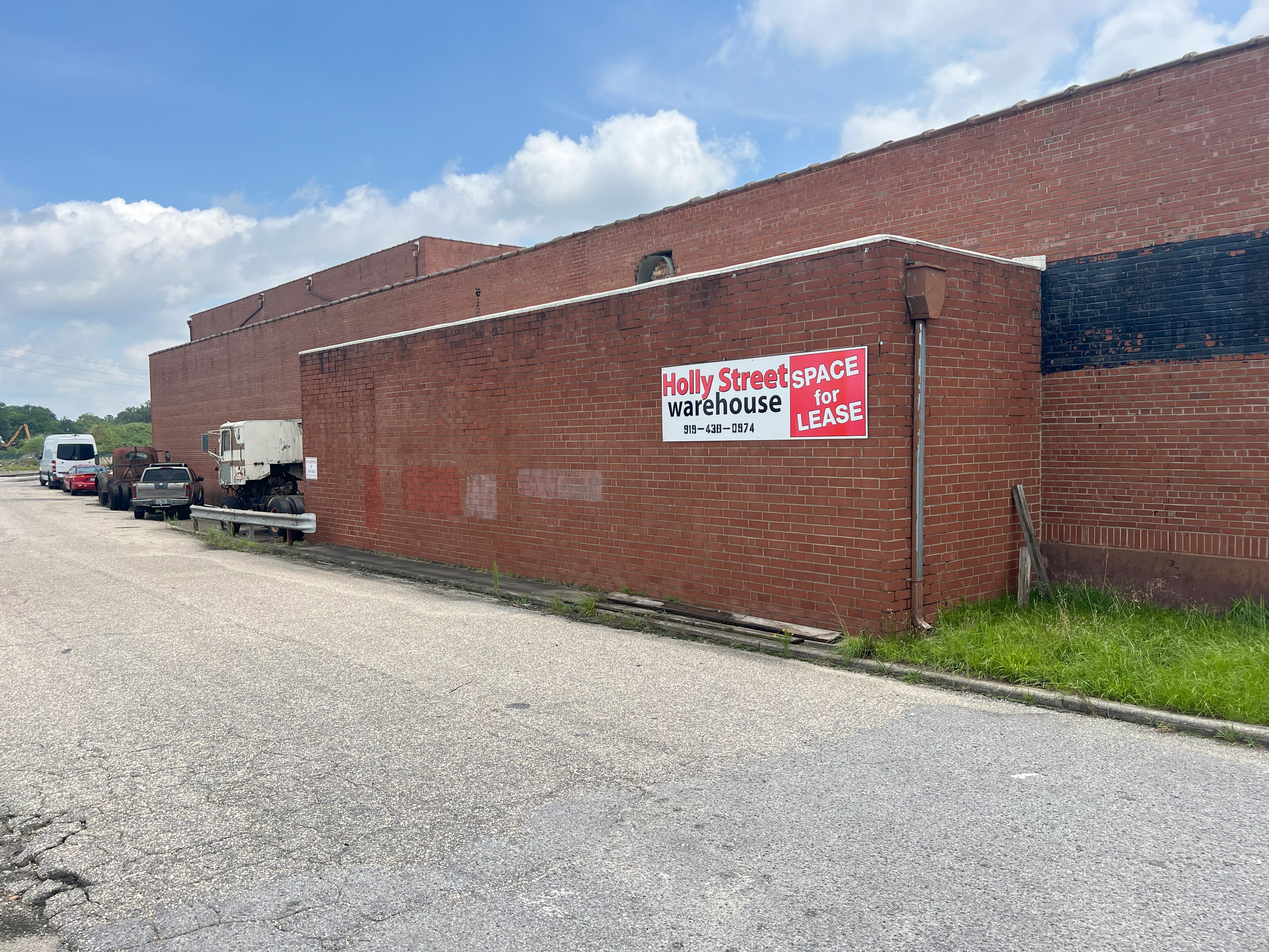 Goldsboro, 105 East Holly Street, Goldsboro, NC 27530