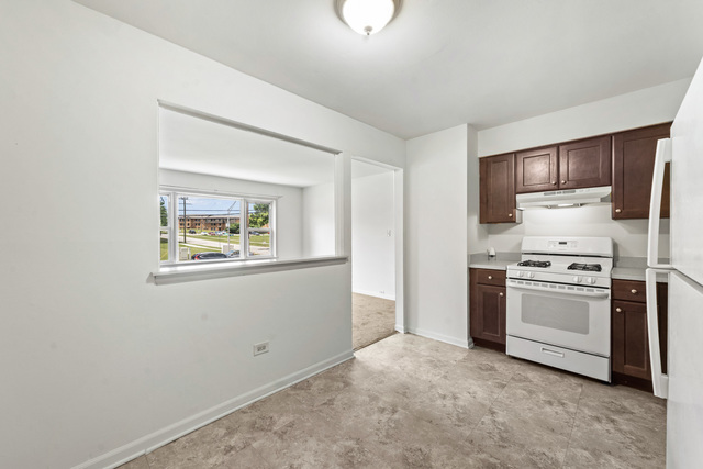 465 N Mill Road, 465 North Mill Road, Addison, IL 60101