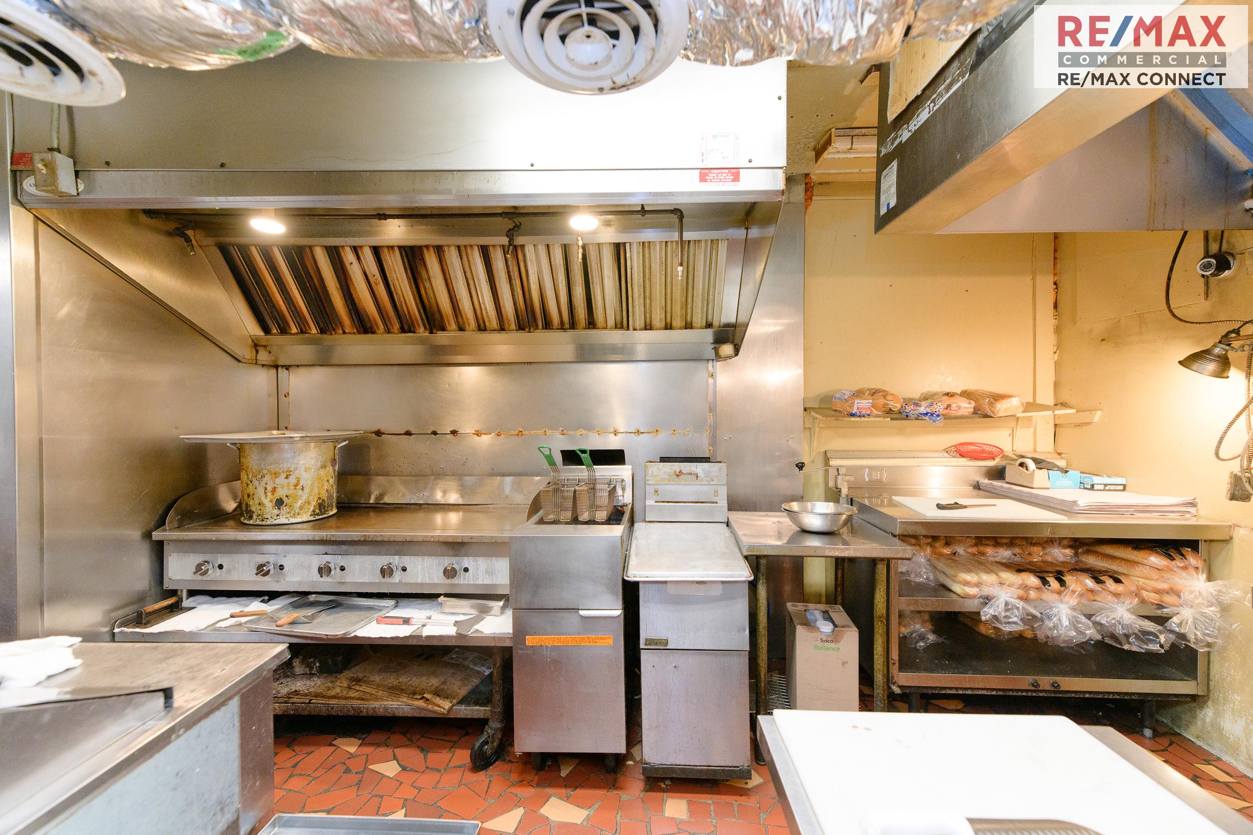 9900 Jefferson Avenue, 9900 Jefferson Avenue, Newport News, VA 23605